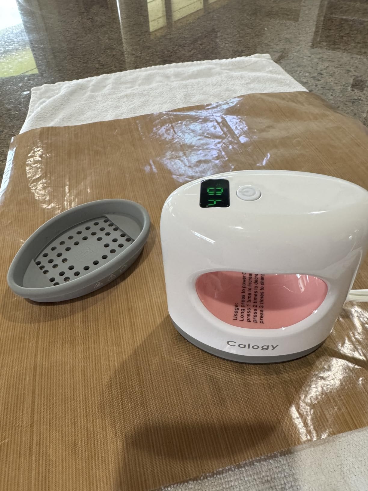 Calogy Super Mini Heat Press Machine, Fast Up to Max 410℉ in 3Mins & 4 Heating Setting with LED Display, Mini Iron for Crafting with Precision Tip, Easy for Small Objects Like Shoes, Hats (White Pink) customer photo 1
