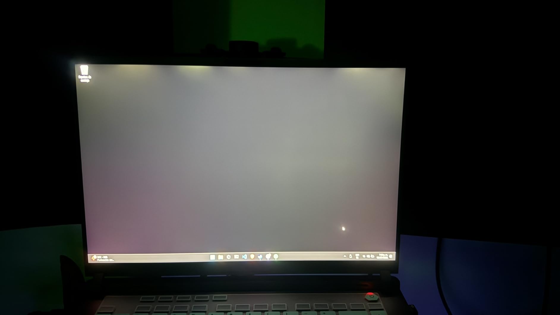 ASUS ROG Strix G16 (2025) Gaming Laptop, 16” ROG Nebula 16:10 2.5K 240Hz/3ms, NVIDIA® GeForce RTX™ 5070 Ti, Intel® Core™ Ultra 9 Processor 275HX, 32GB DDR5, 1TB SSD, Wi-Fi 7, Win11 Home, G615LR-AS96 customer photo 1