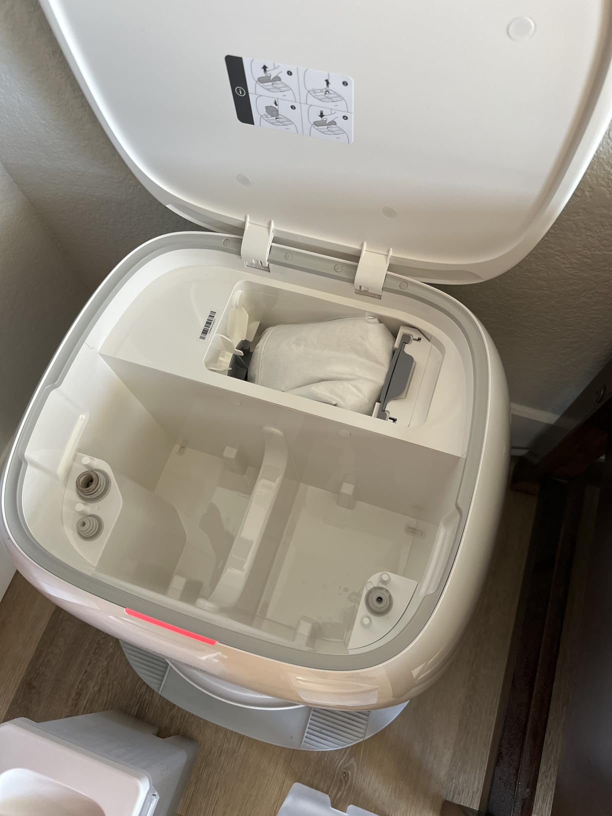 roborock Qrevo CurvX Robot Vacuum and Mop, 22,000Pa Suction customer photo 2