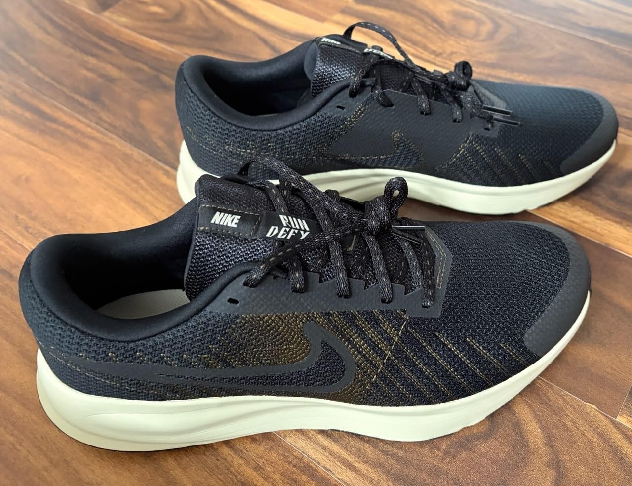 Nike Men's Run Defy Road Running Shoes customer photo 1