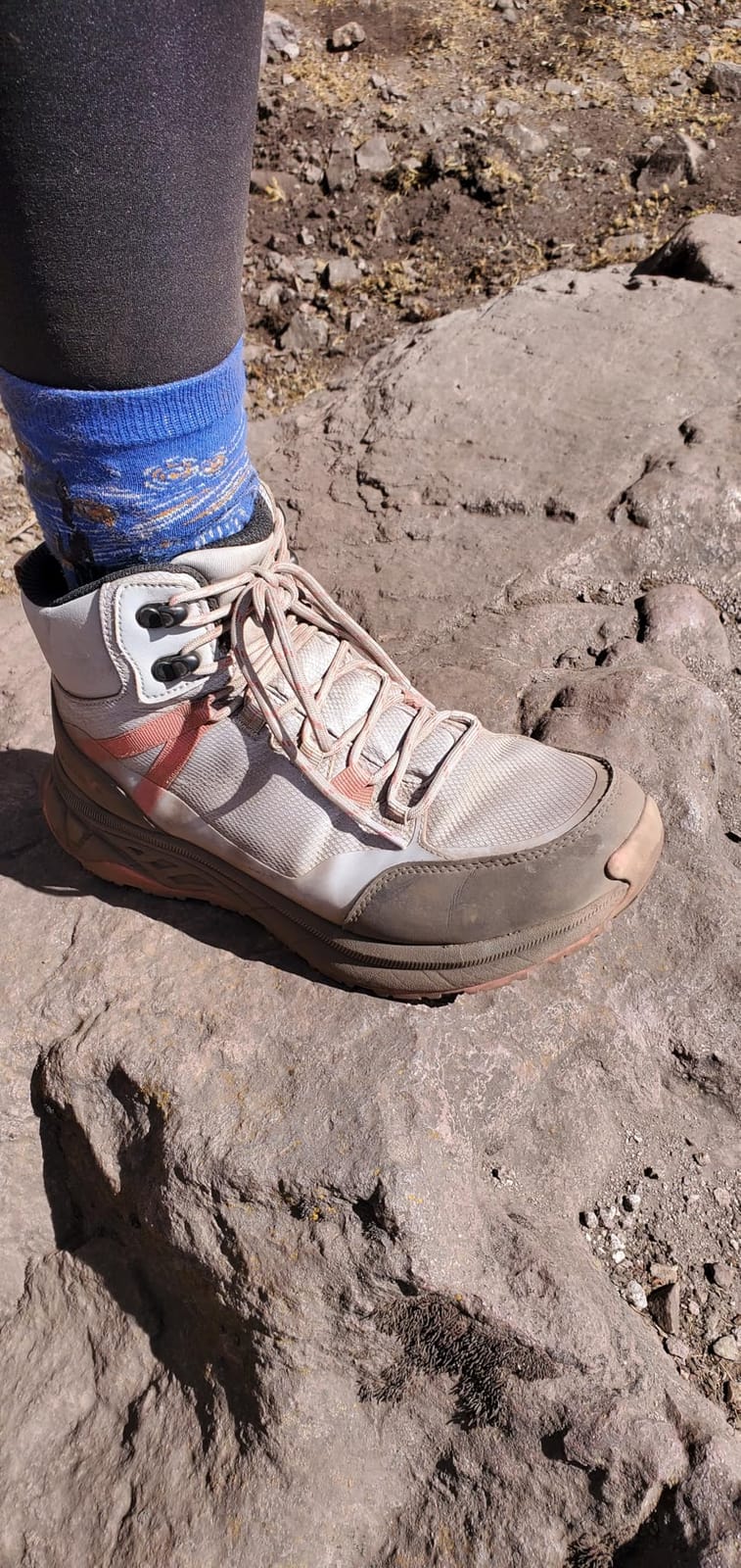 NORTIV 8 Women's Hiking Boots Waterproof Lightweight customer photo 1