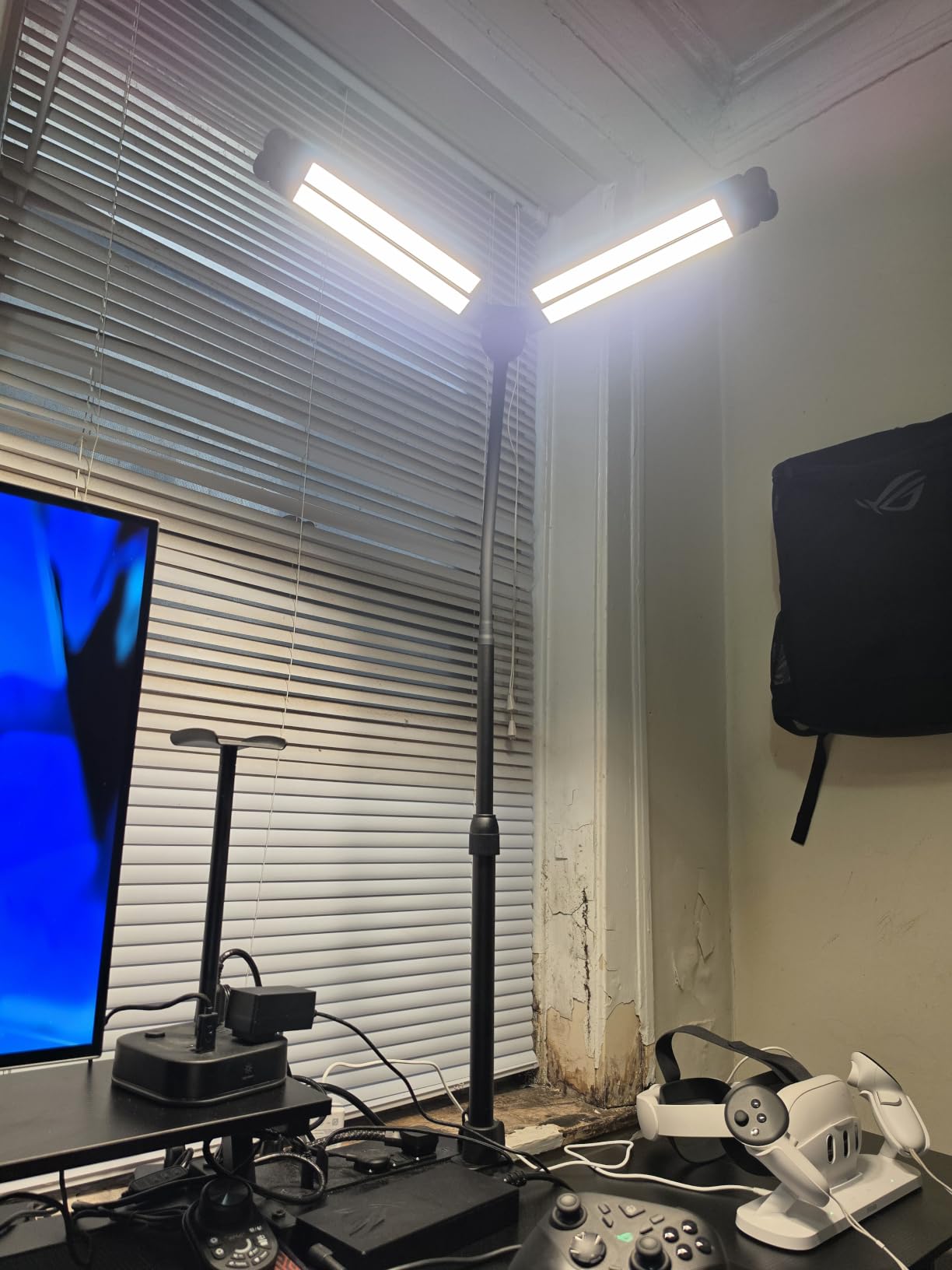 Adjustable LED Desk Lamp with Clamp & Remote, Wide 4-Head customer photo 1