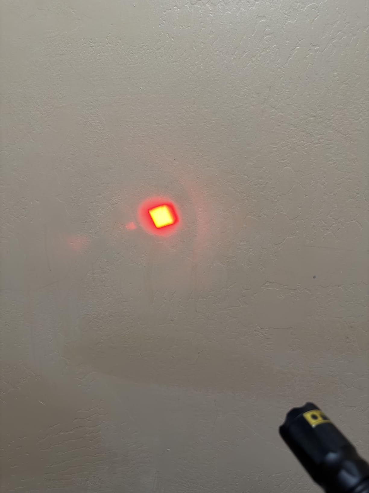 Red Flashlight Rechargeable, High/Low Red Light & White Light 3 Modes, for Astronomy, Aviation, Night Observation customer photo 1