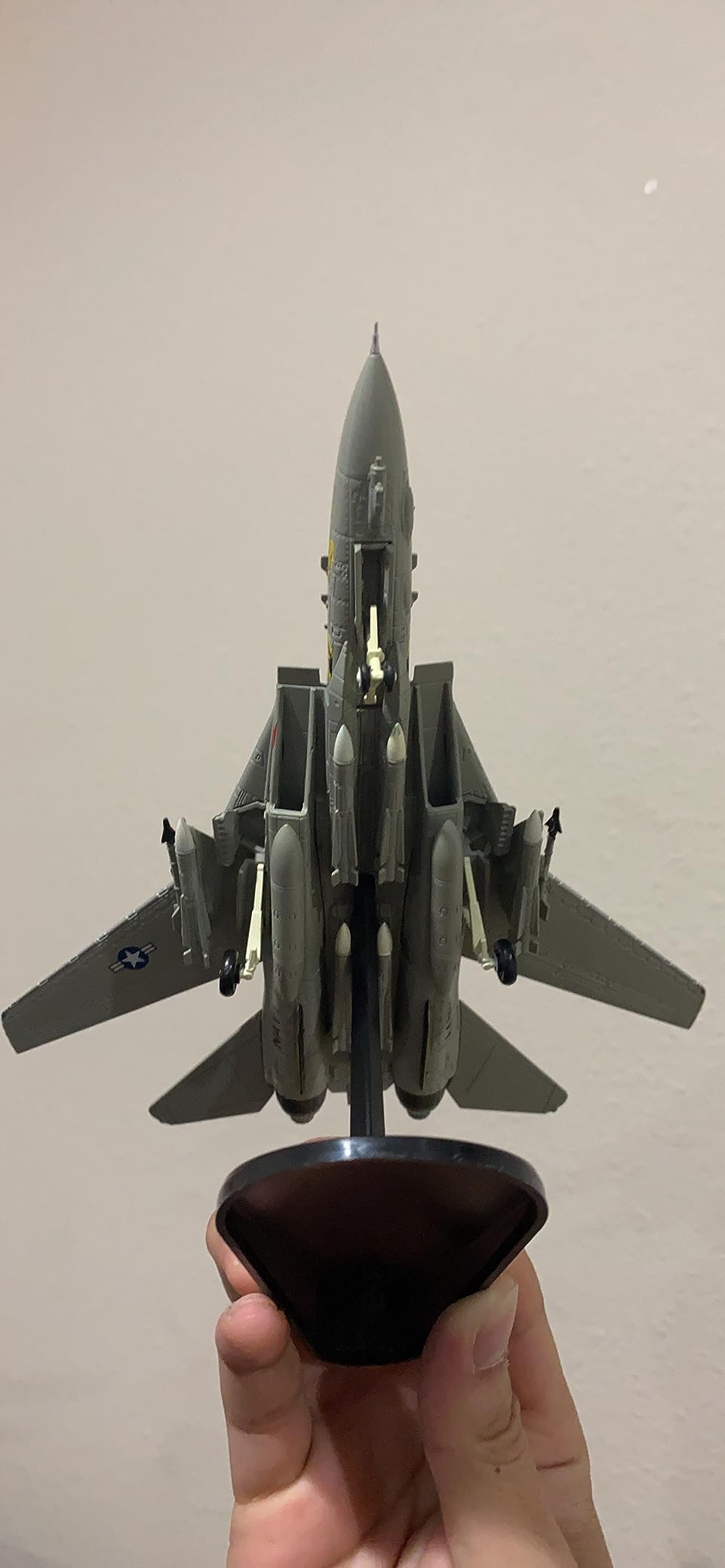 F-18 Hornet Strike Attack Fighter Plane Model -1/72 Scale customer photo 1