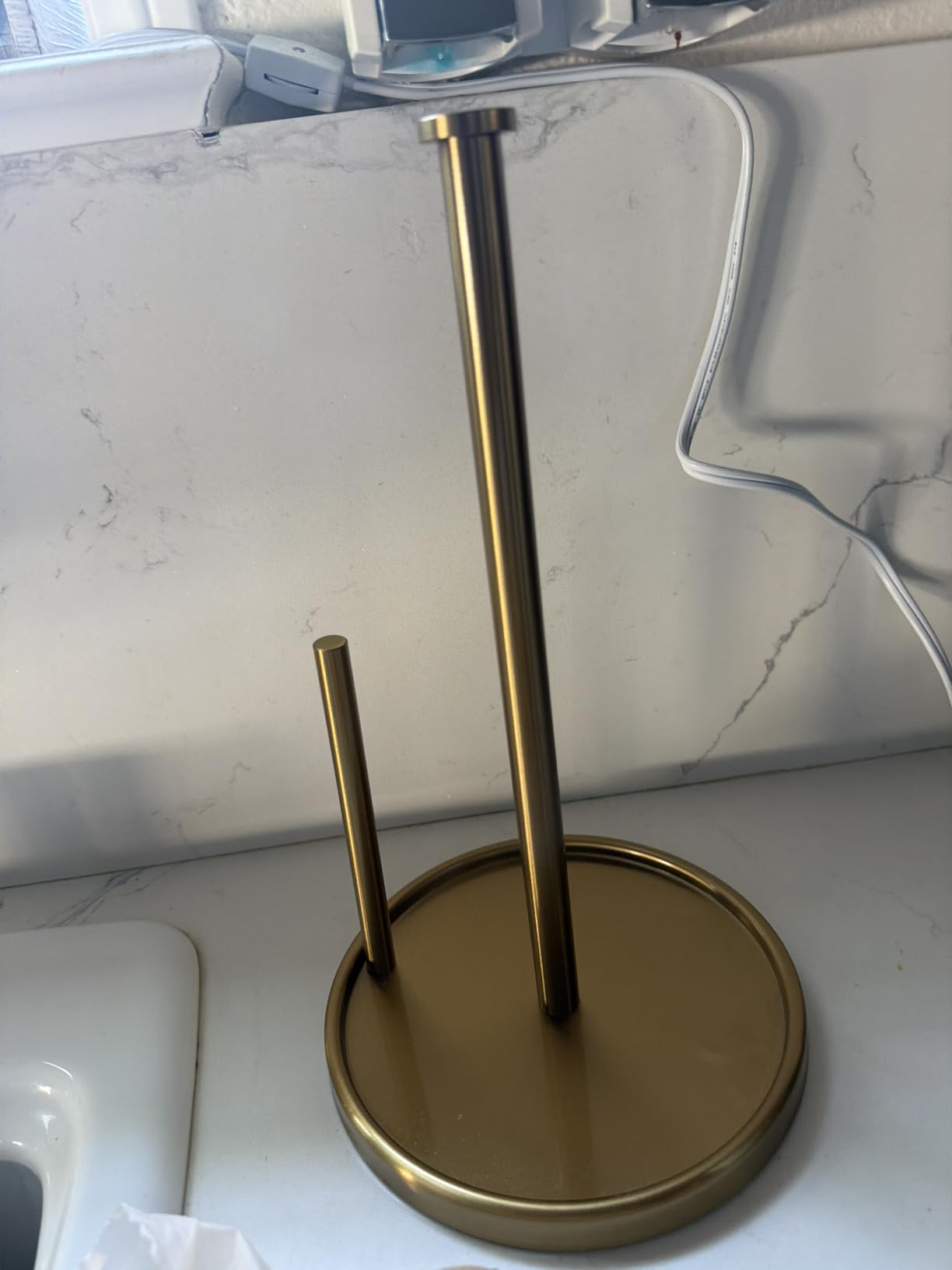 Paper Towel Holder Countertop, Standing Paper Roll Holder with Anti Slip Weighted Base, Stainless Steel Freestanding Paper Towel Holder for Kitchen, Gold customer photo 1
