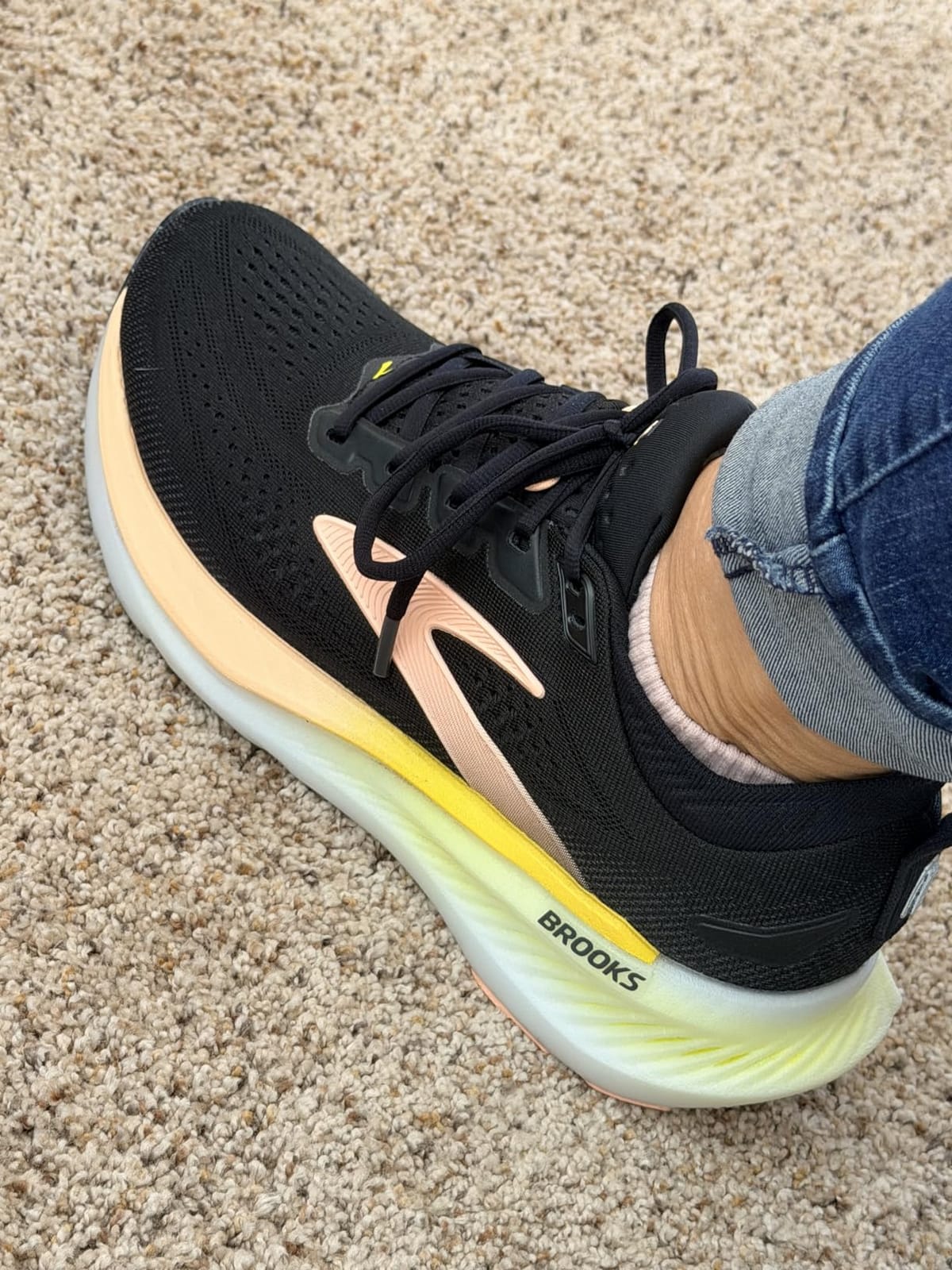 Brooks Women’s Glycerin 23 Running Shoe customer photo 1