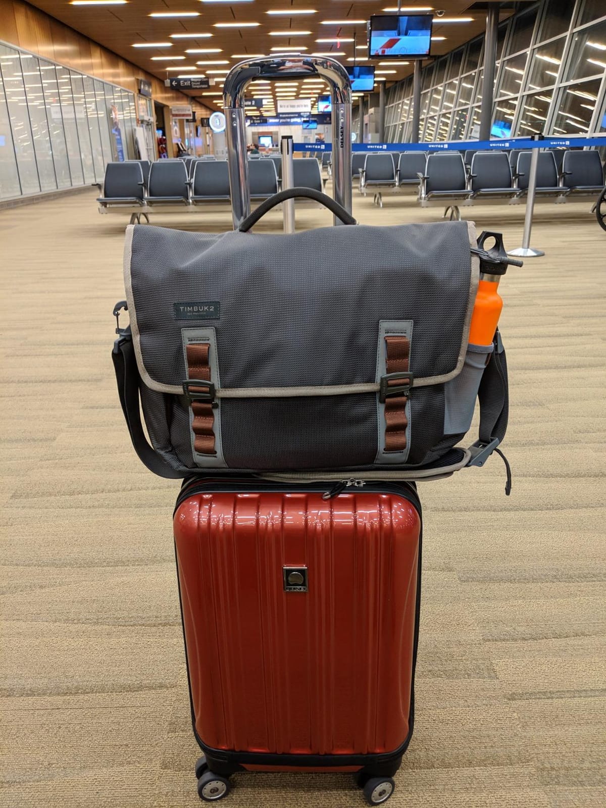 DELSEY Paris Helium Aero, 21 Inch Carry-On Luggage, Orion Blue customer photo 1