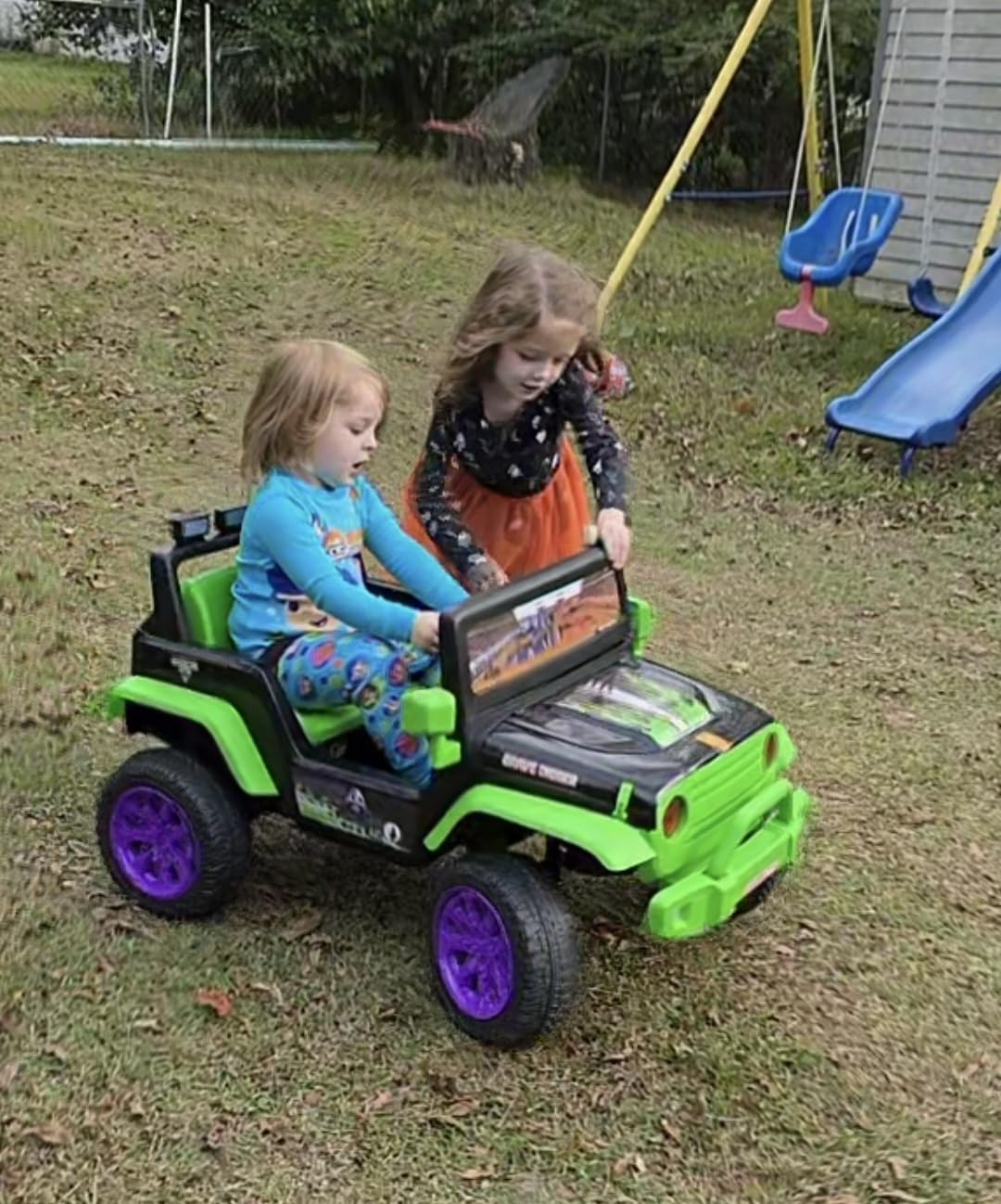 Barbie - 12V Kids Ride-On Jeep with Rechargeable Battery and LED Headlights customer photo 2