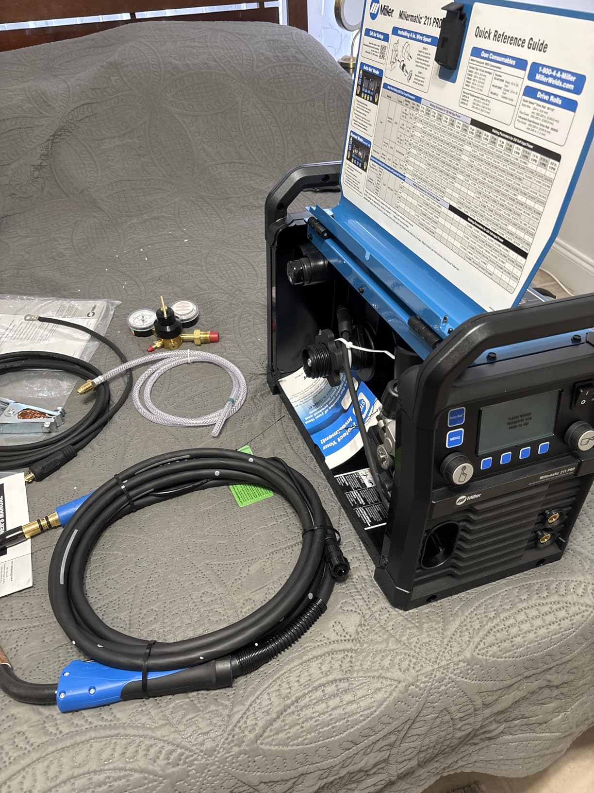 Millermatic 211 PRO MIG Welder Machine, Dual-Voltage, Auto-Set customer photo 2