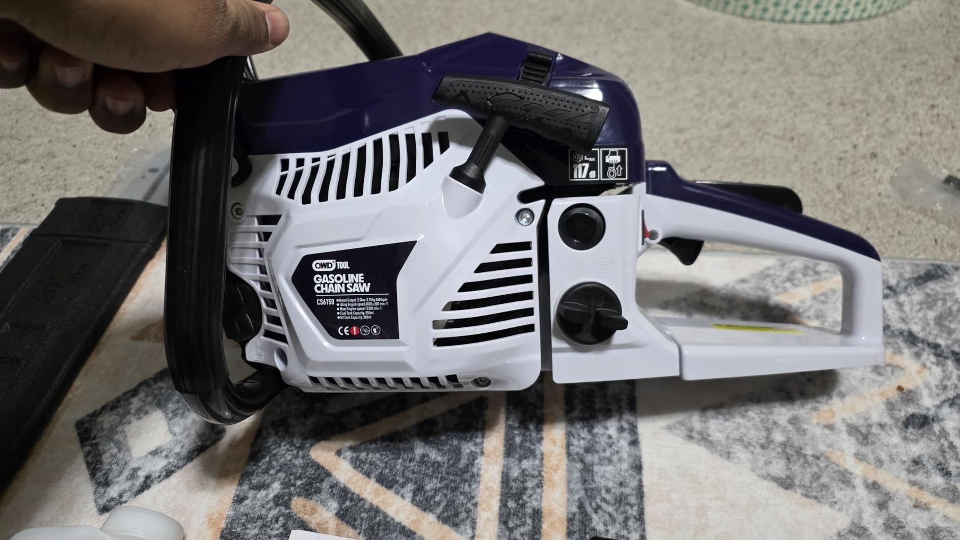 QWD 61.5CC 18-Inch Gas Chainsaw, 2.75HP 2-Stroke, Farm & Firewood customer photo 1