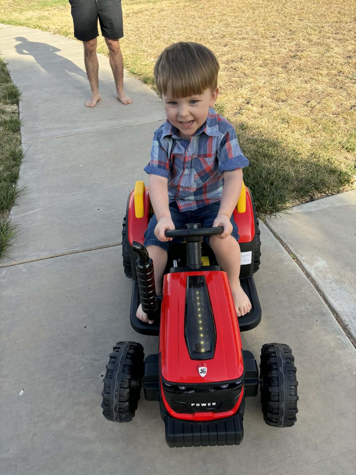 12V Kids Ride On Jeep-Style Car with Remote Control, Bluetooth Music & Stories, LED Headlights, Shock Absorption, Double Doors with Lock, Safe Speed, Battery Powered Electric Vehicle for Boys & Girls customer photo 1