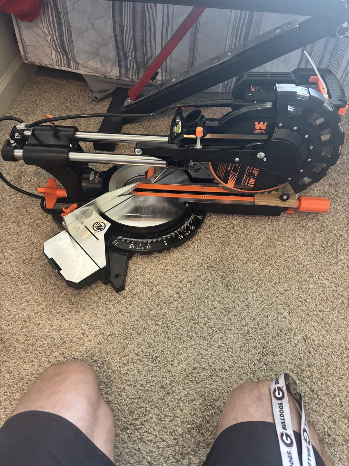 WEN 15-Amp 10-Inch Single-Bevel Sliding Compound Miter Saw with Laser (MM1014T) customer photo 2