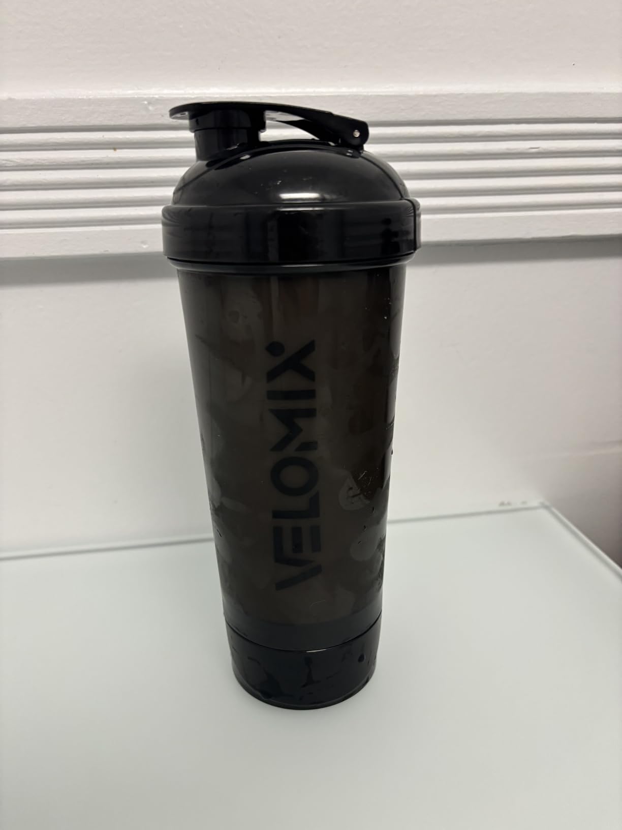 VELOMIX 24oz Electric Protein Shaker Bottle for Protein Mixes, Transparent customer photo 2