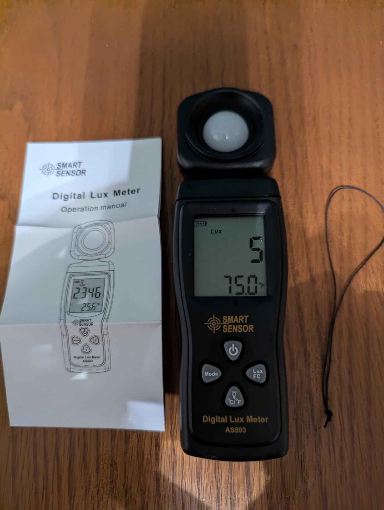 Digital Illuminance Light Meter, 0~200,000 Lux Range with 180º Rotating Sensor Light Meter Foot Candles, Backlight LCD Display, Handheld Light Meter for Plants, Photography, Indoor, Film Camera customer photo 2
