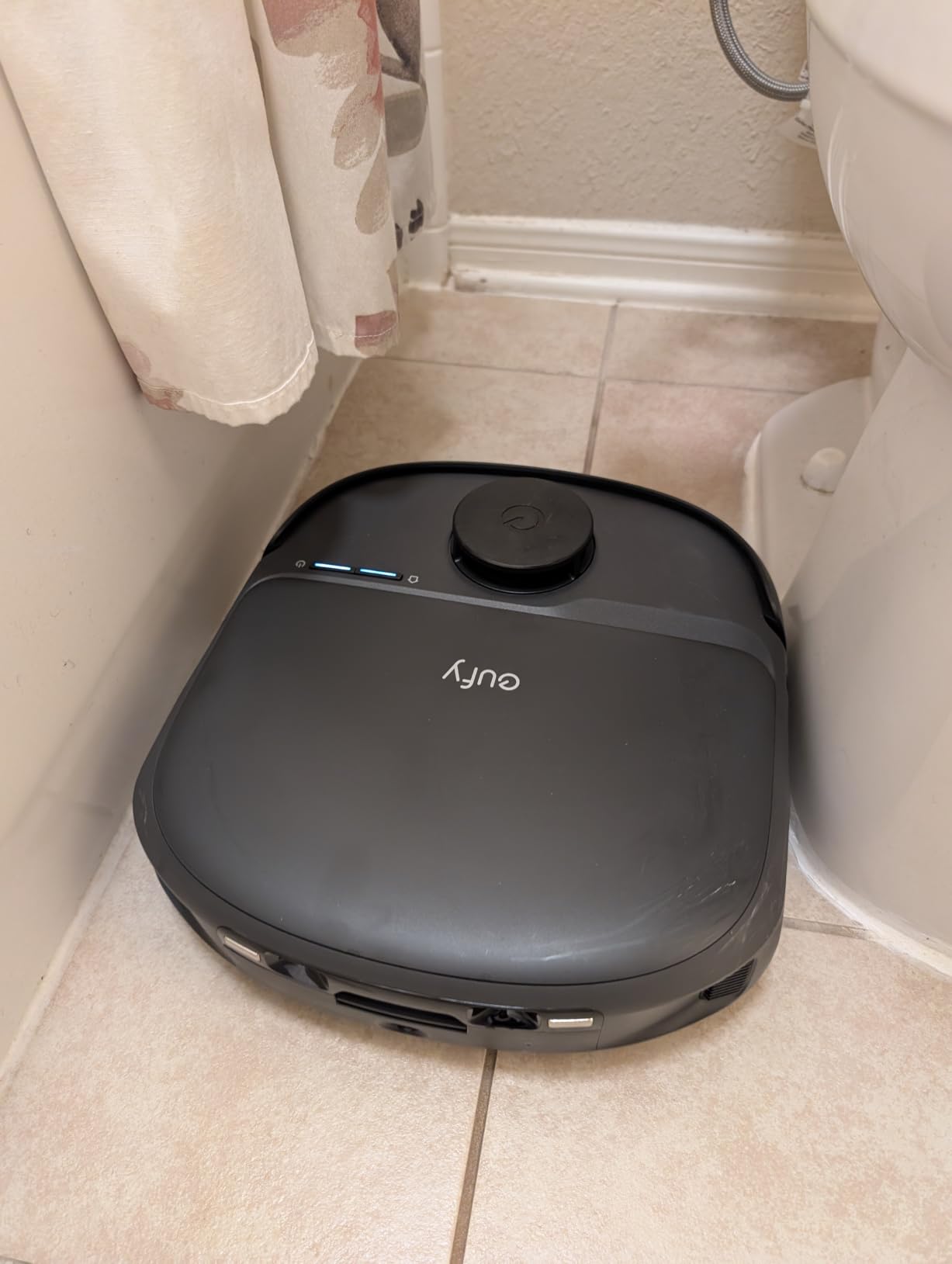 eufy C28 Robot Vacuum and Mop Combo, 15,000 Pa, HydroJet Roller Mop customer photo 2