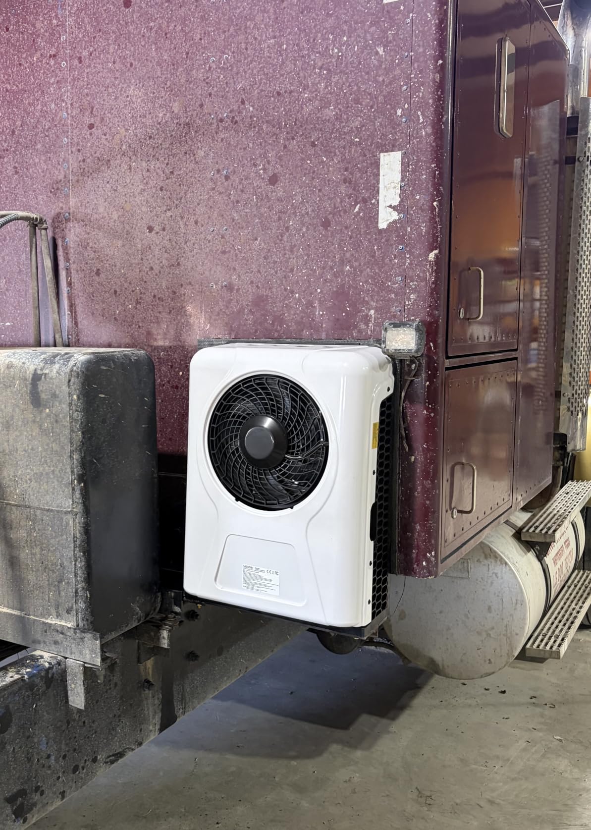 VEVOR Truck Air Conditioner, 12V 10000 BTU Mini Split AC Unit, 400 m³/h Airflow Cab Air Conditioner, Fast Cooling Low Noise for Semi Truck, Camper, Construction Vehicle, Crane, Tractor, Excavator customer photo 2