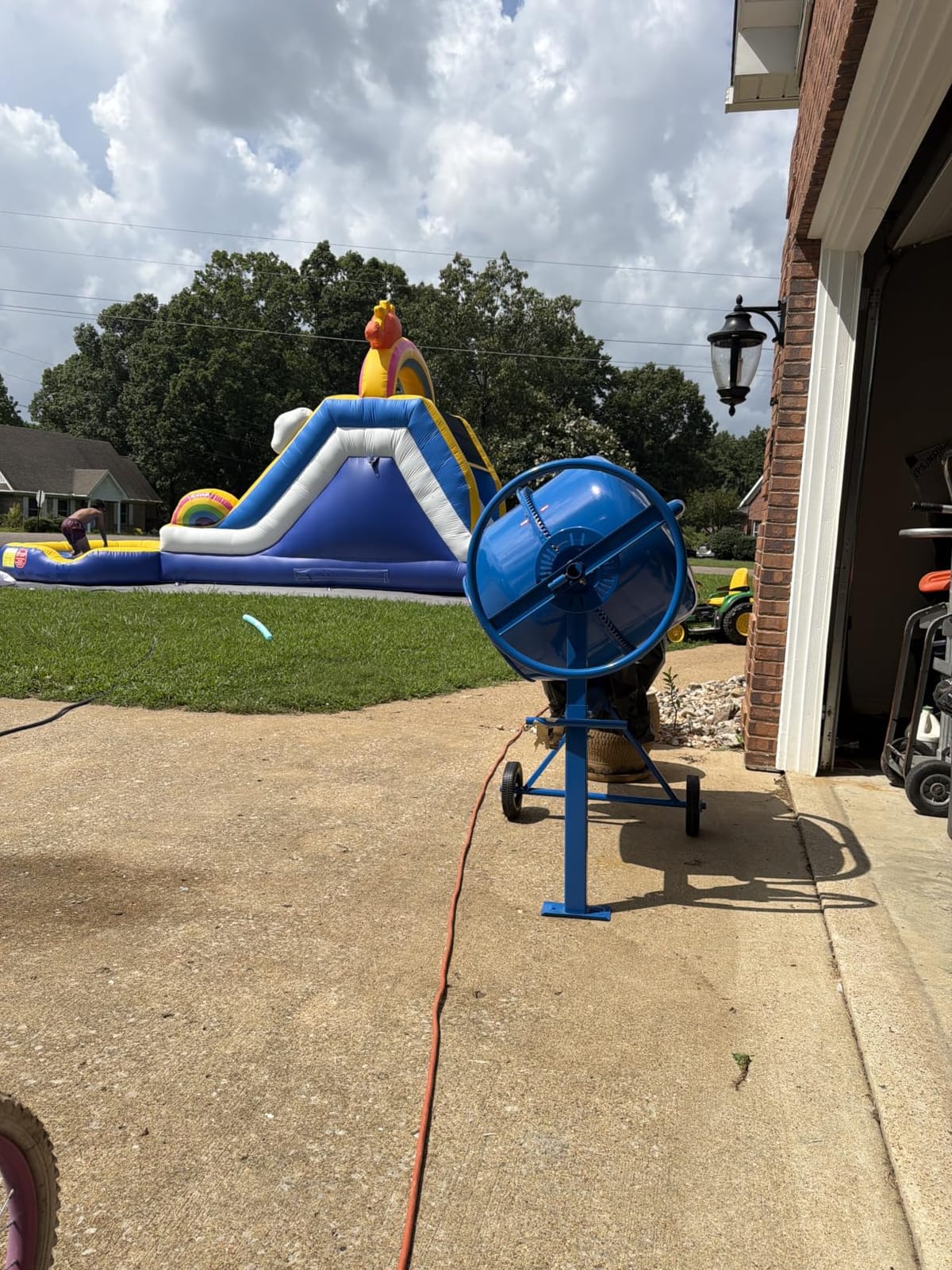 LDHTHOPI 4.3 Cu.Ft Concrete Mixer, 450W (3/5HP) Heavy Duty Portable Cement Mixer with Wheel & Stand for Mortar, Stucco, Fodder - Blue Construction Mixing Machine customer photo 1