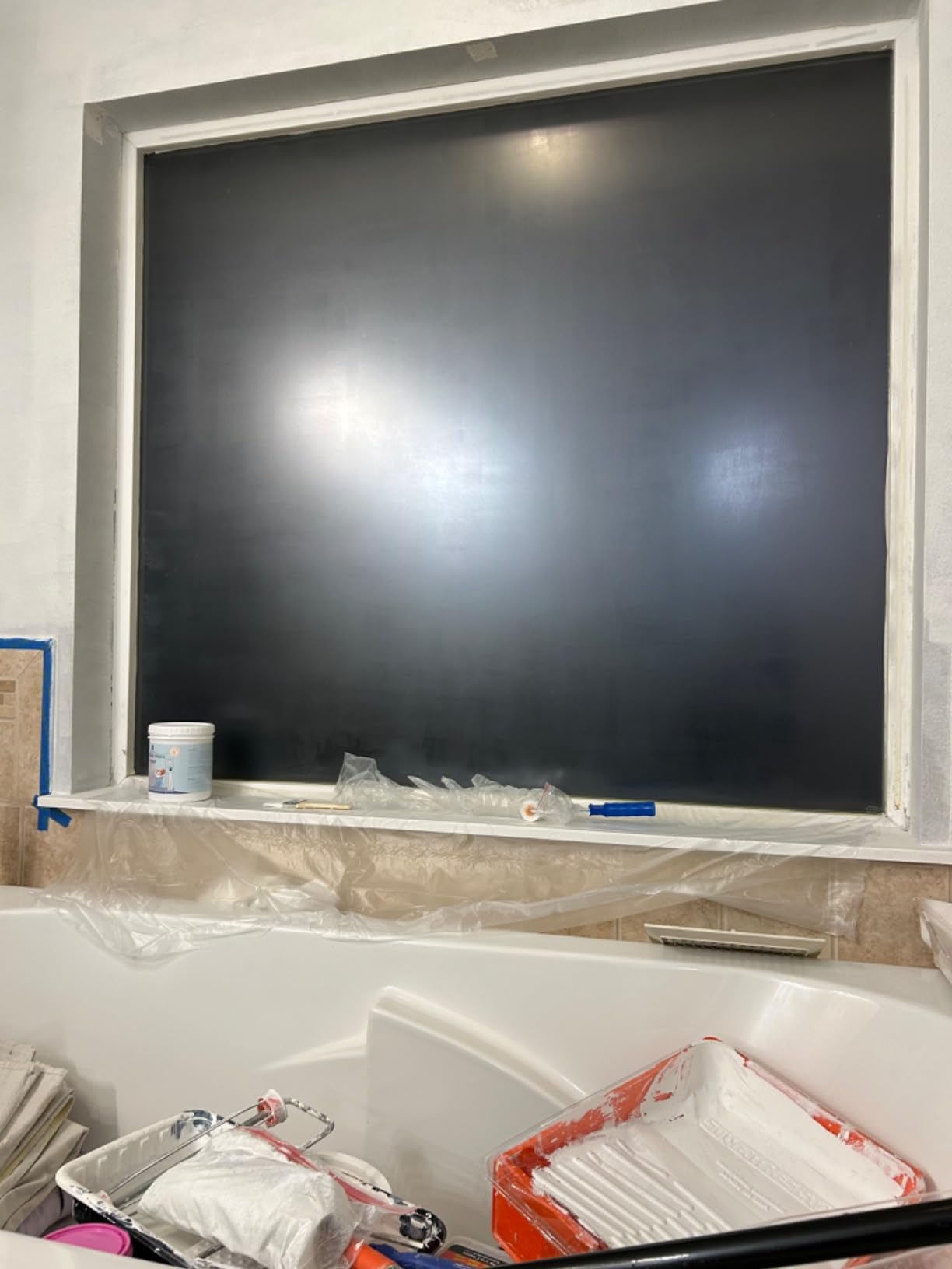 4 Gallon Epoxy Floor Paint kit (Dark gray,High-gloss,800 sq.ft) -100% solids| 6H hardness|20-year durability| Compatible with decorative color flakes, Concrete coating for Garages,Basements, Wall. customer photo 2