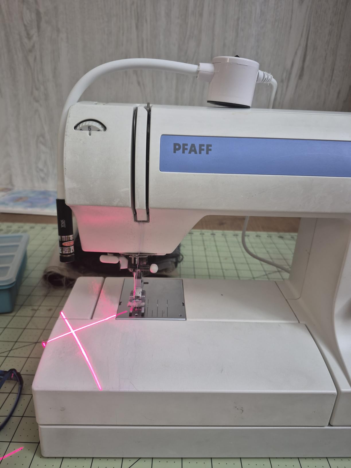Magnetic Positioning Quilting Light for Sewing Machine & Heat Press customer photo 2