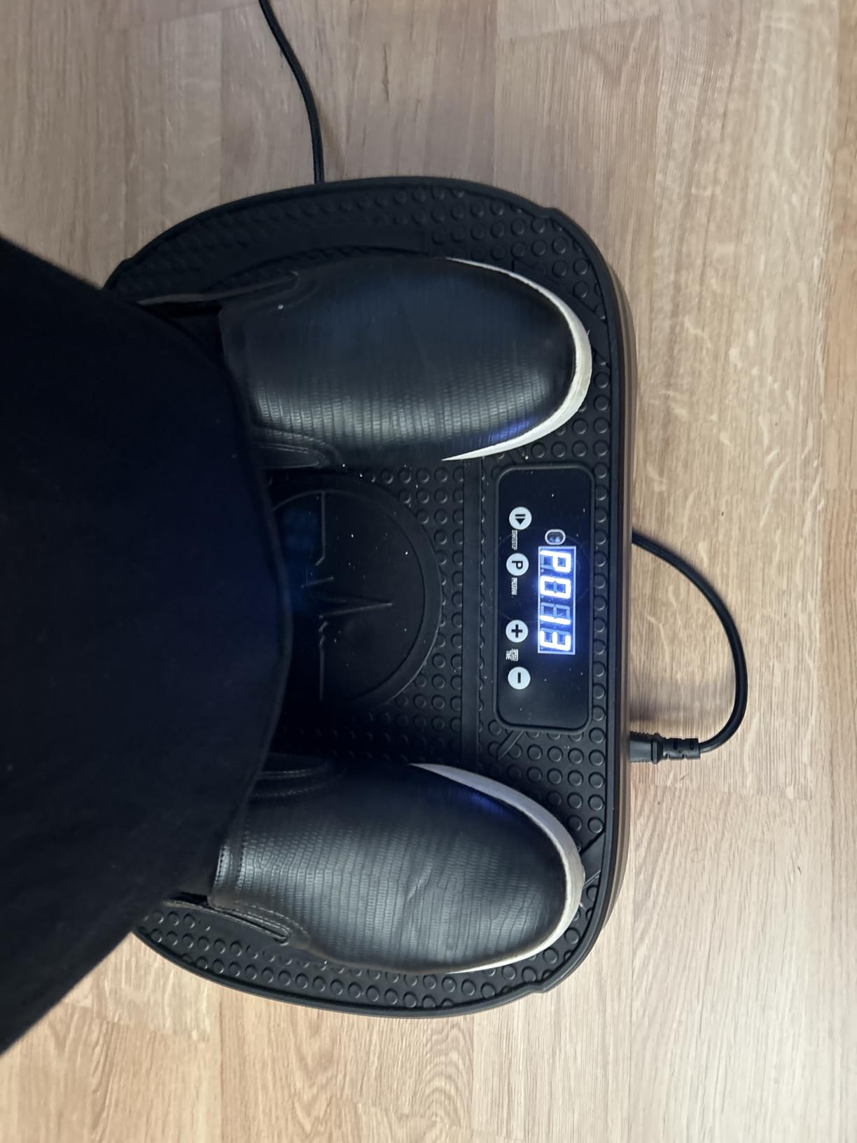 Homesy Vibration Plate Exercise Machine Shake Plate for Lymphatic Drainage customer photo 2