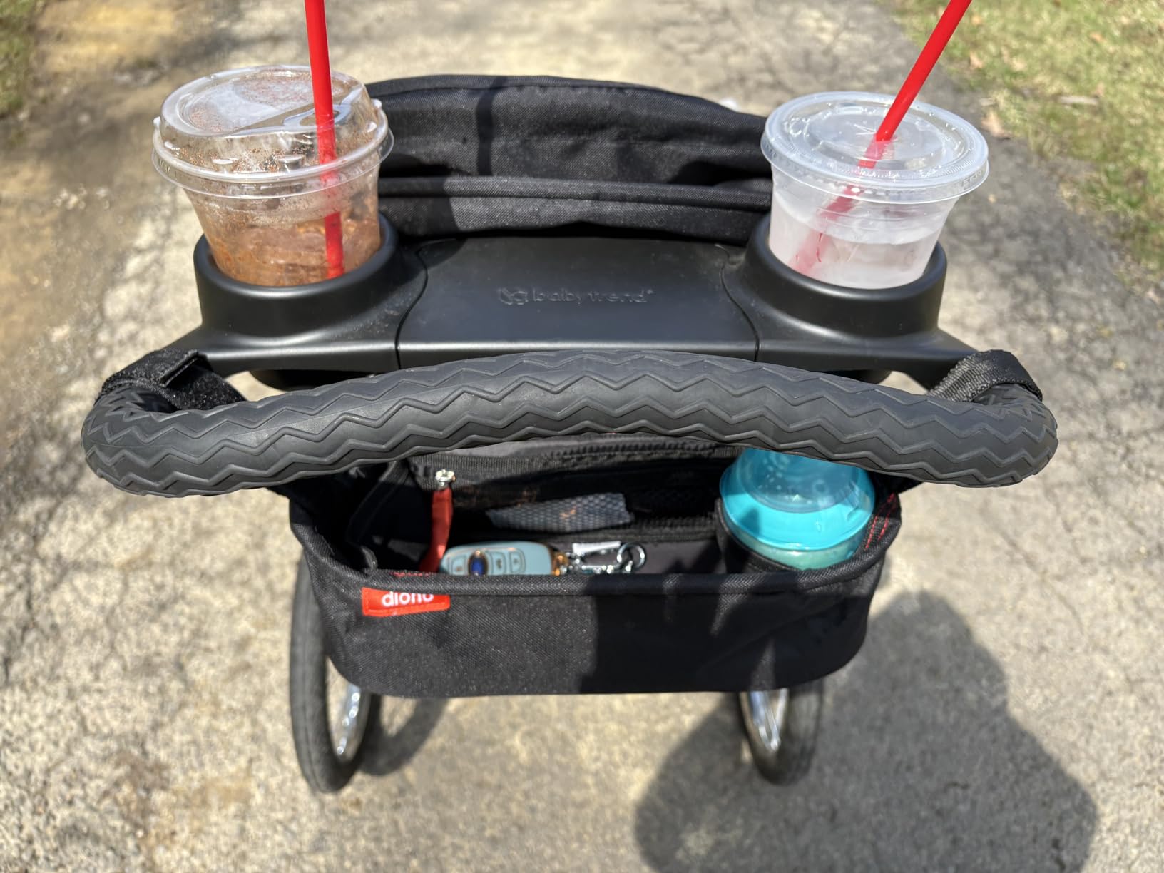 Diono Buggy Buddy Universal Stroller Organizer with Cup Holders, Secure Attachment, Zippered Pockets, Safe & Secure, Black customer photo 2