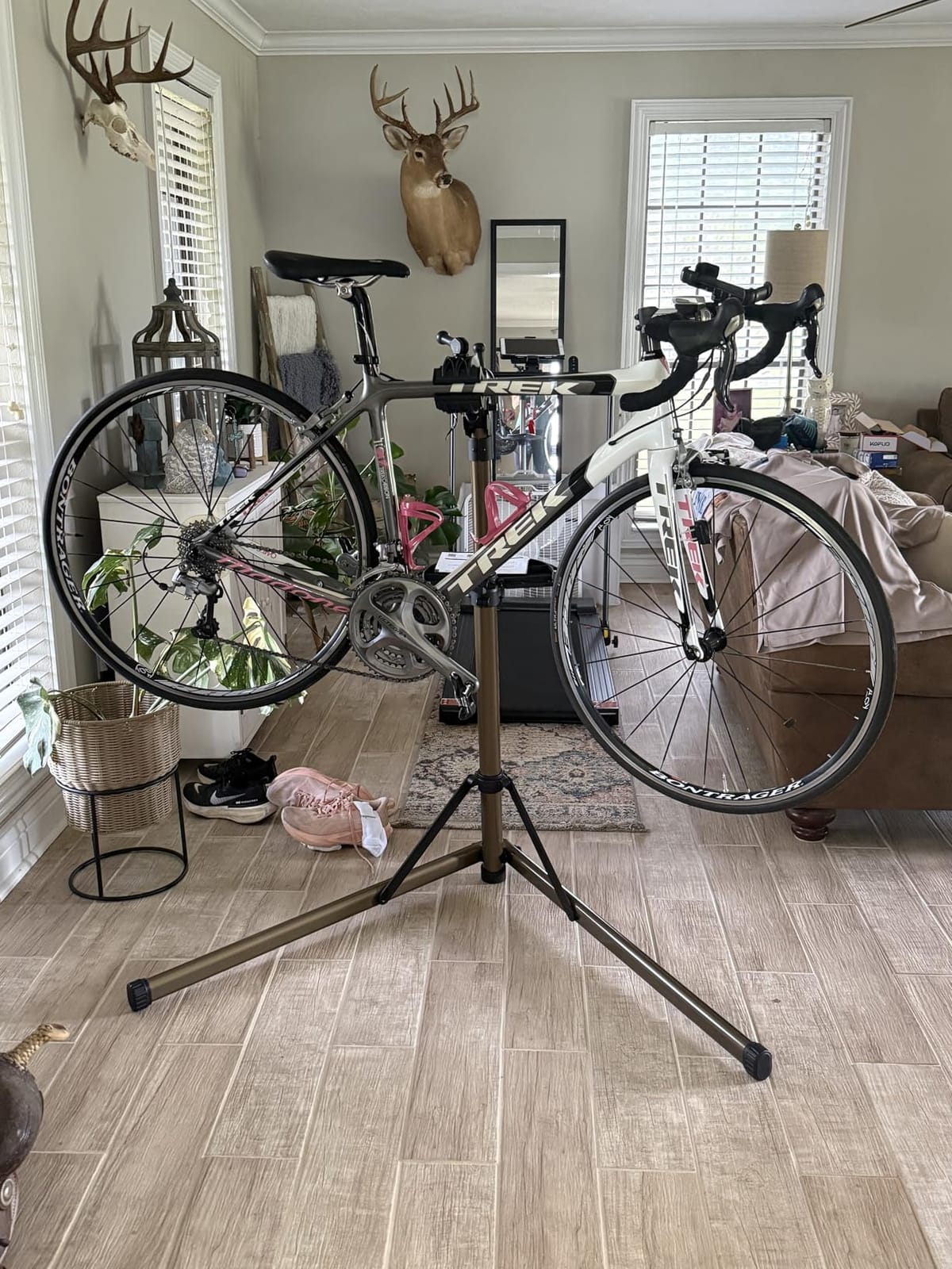 BikeHand Bike Repair Stand - Home Portable Bicycle Mechanics Workstand - for Mountain MTB Road Bikes Maintenance - Max. 55 lbs customer photo 1