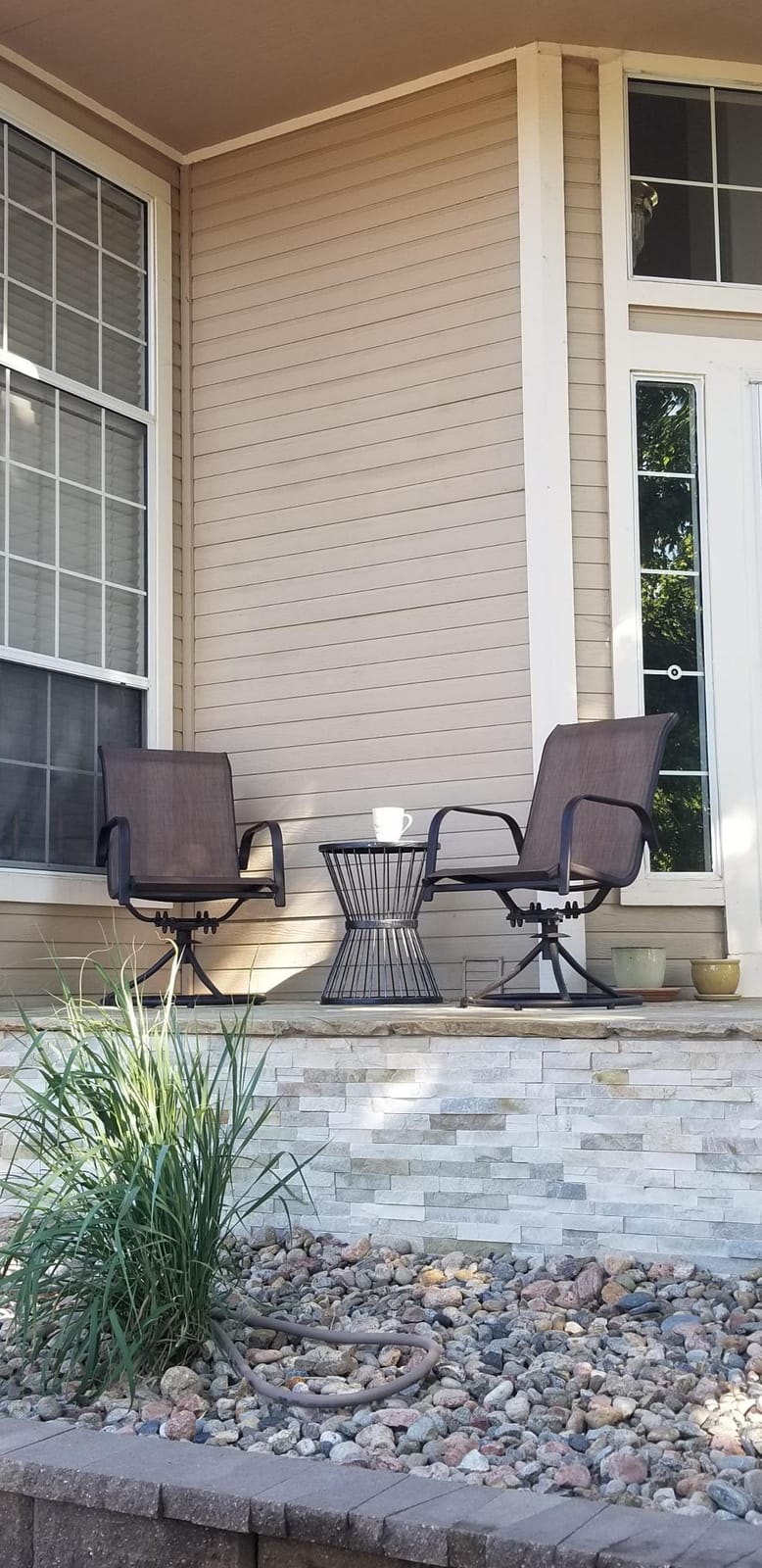 Sienna Swivel Rocker (SET OF 2) Espresso Finish 'Brown' customer photo 2