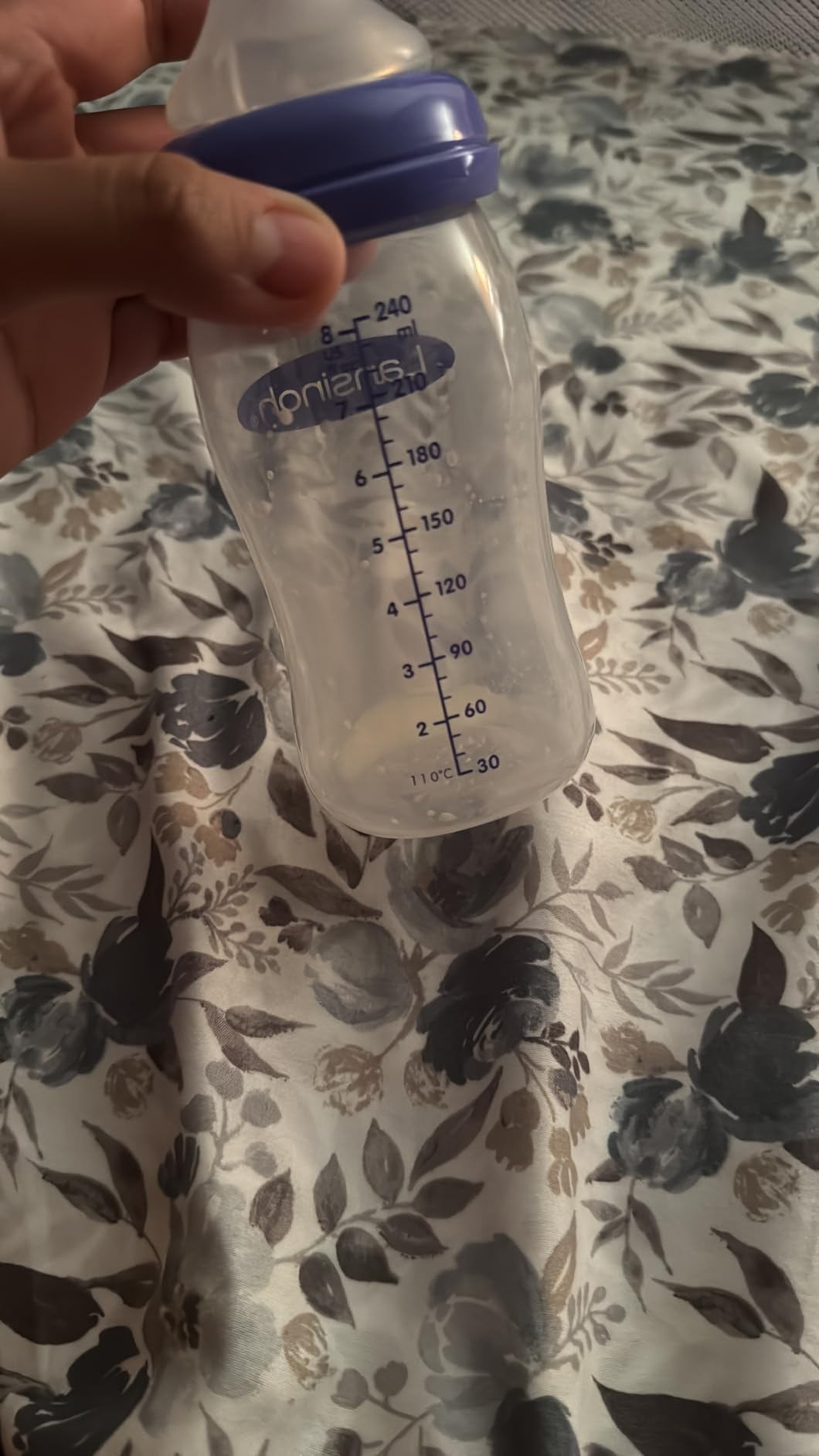 Lansinoh Anti-Colic Baby Bottles, 5 Ounces, 3 Count customer photo 2