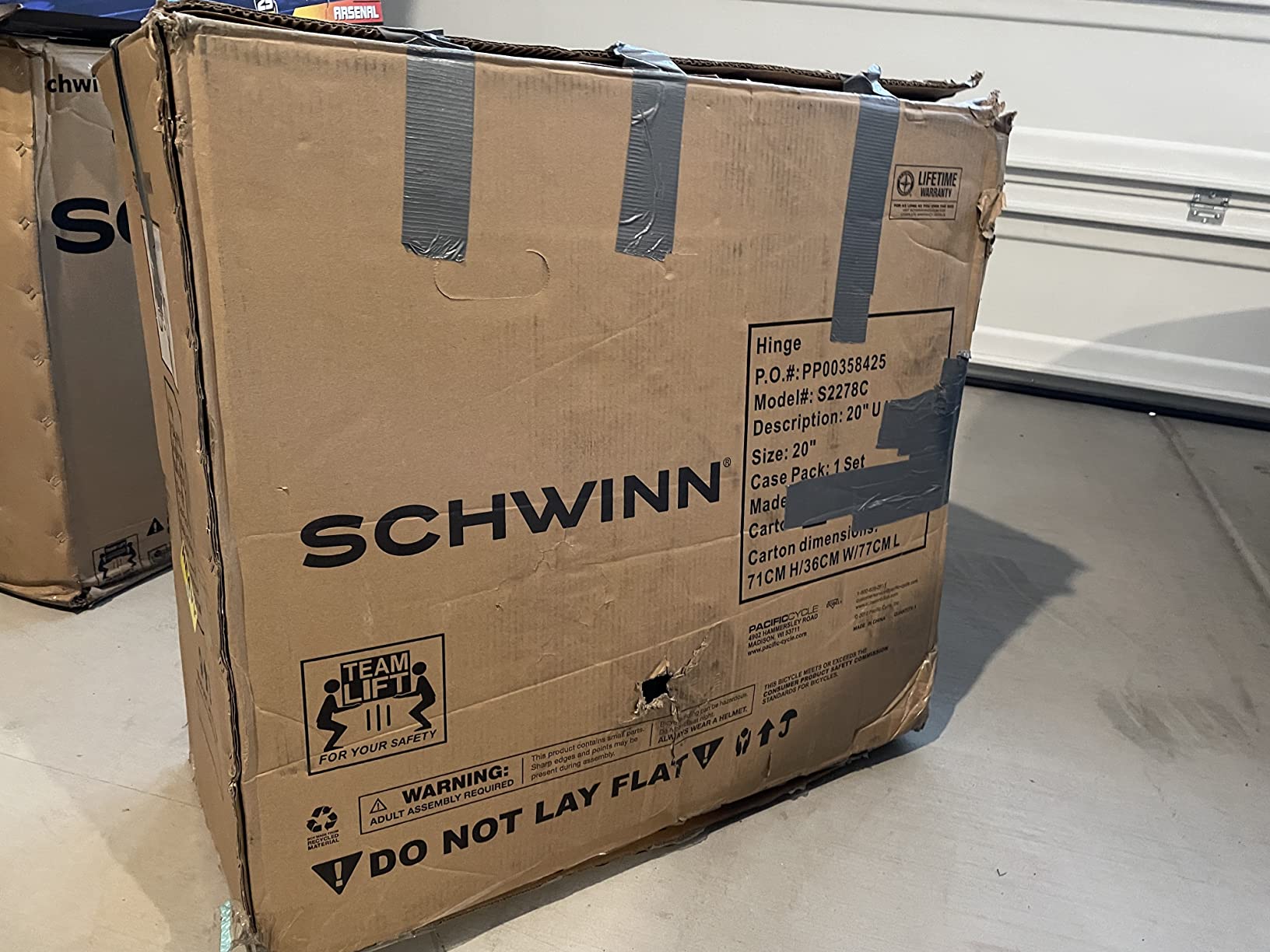 Schwinn Hinge Adult Folding Bike, 20-inch Wheels, Rear Carry Rack, Carrying Bag, Multiple Colors customer photo 1