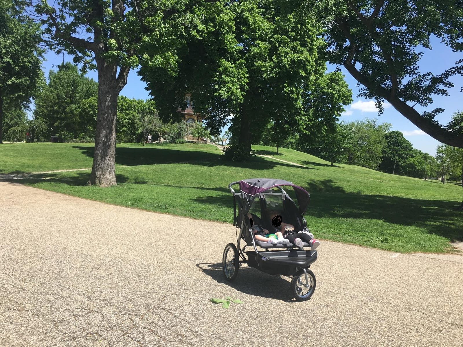 Baby Trend Navigator® Lite Double Jogger, Europa customer photo 1