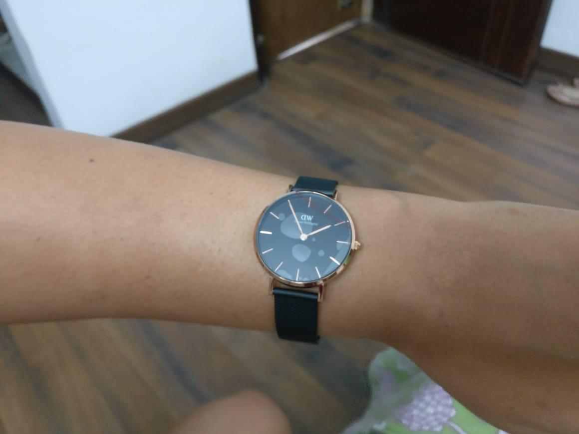 Daniel Wellington Petite Ashfield Watch, Matte Black Mesh Bracelet customer photo 1