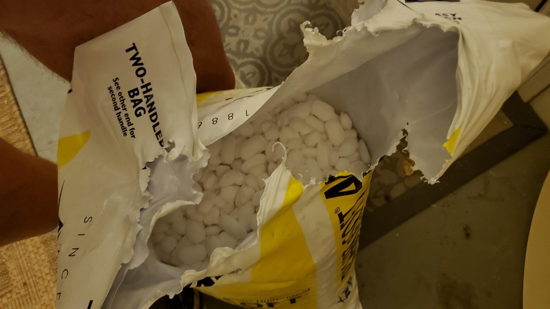Diamond Crystal Bright & Soft Water Softener Salt Pellets, 50 Pounds customer photo 2