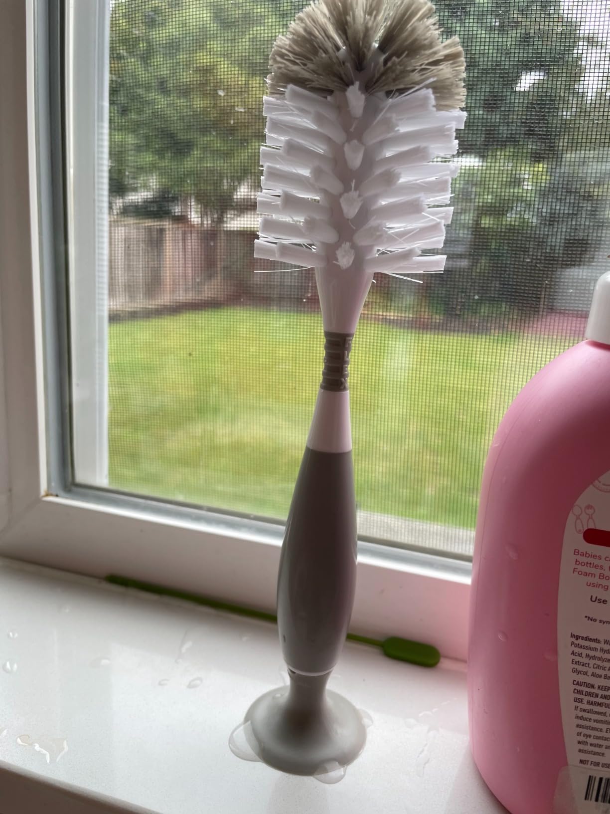 Munchkin® Bristle™ Bottle Brush, Grey customer photo 1