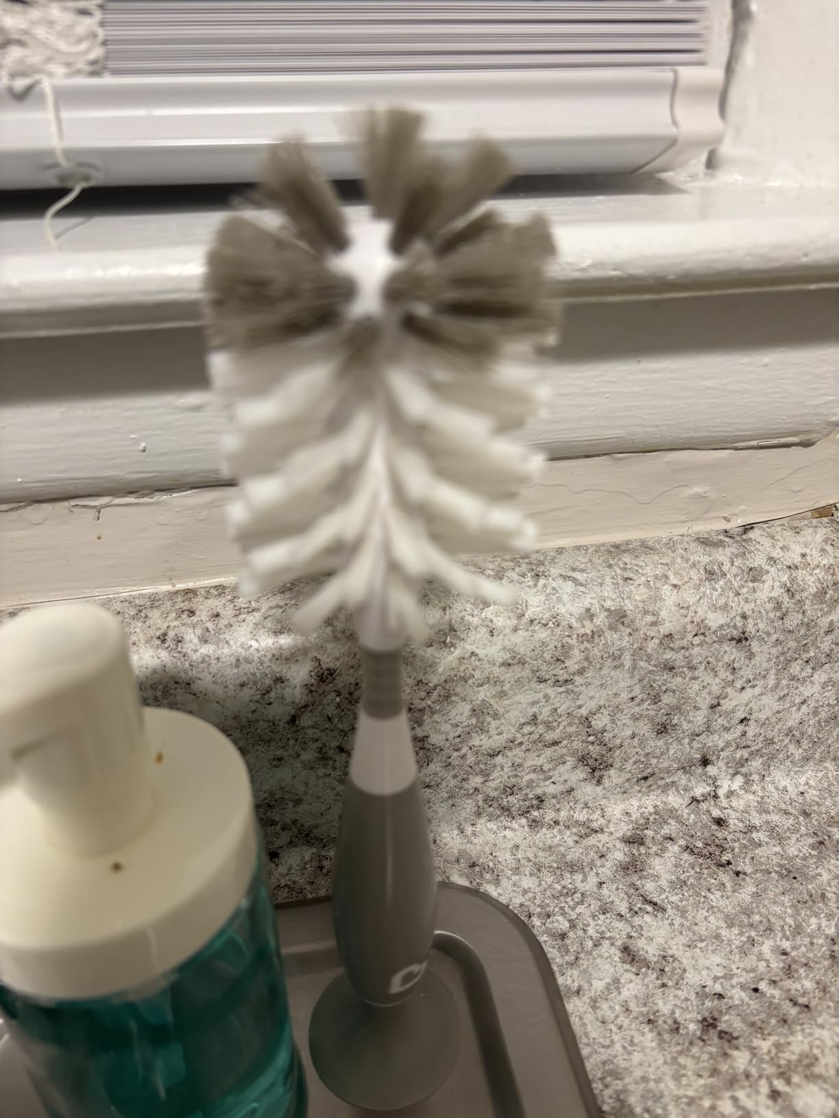 Munchkin® Bristle™ Bottle Brush, Grey customer photo 2