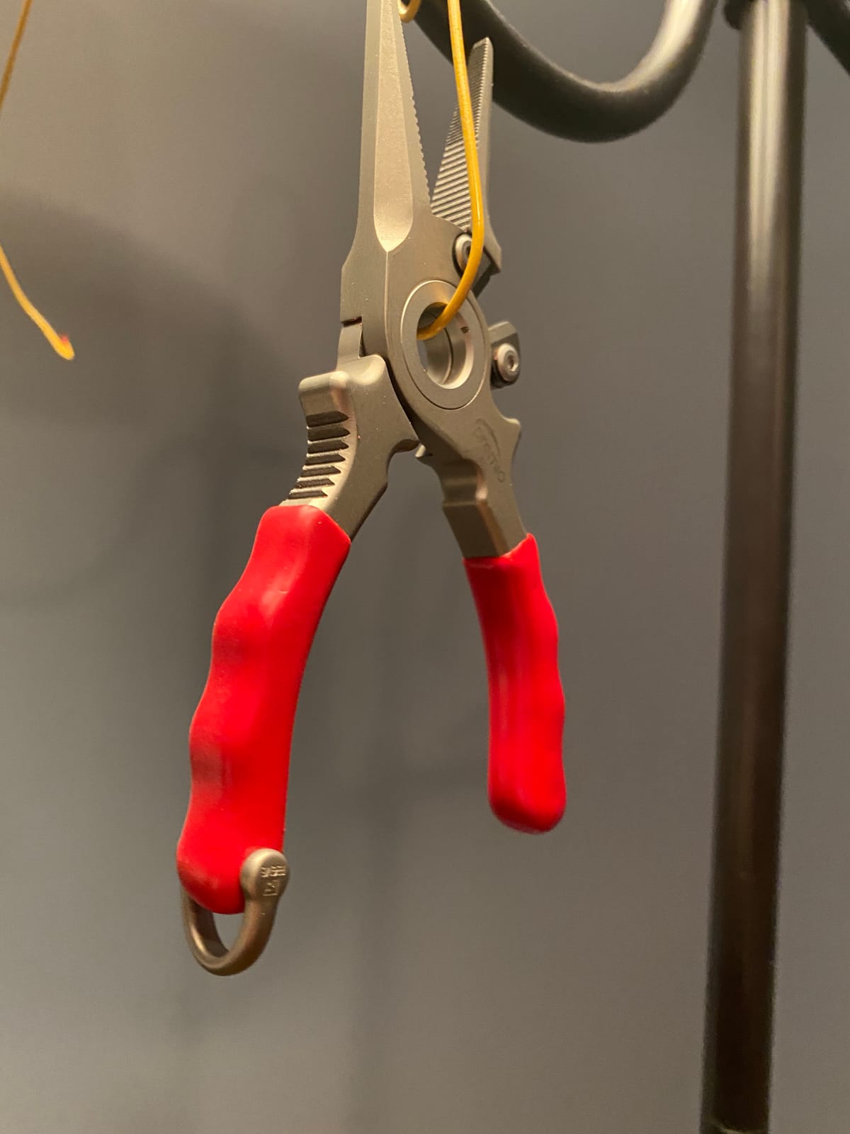 Gambler danco Premio Titanium Fishing Pliers, with Lanyard & Leather Sheath, Saltwater-Resistant Pliers for Offshore and Inshore Anglers, Multiple Sizes and Colors Available customer photo 1