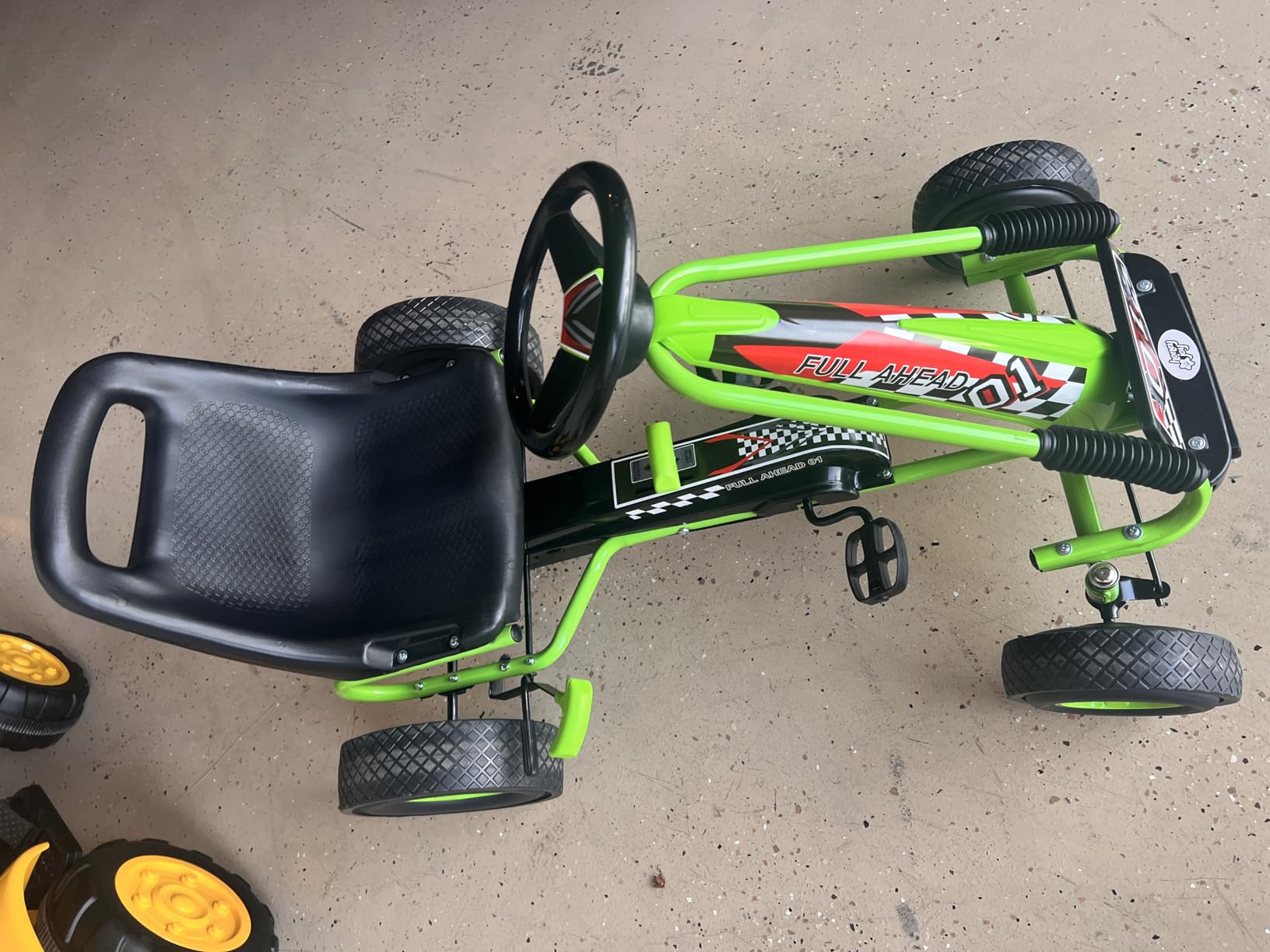 HOMGX Pedal Go Kart, Outdoor Kids Off-Road Go Kart with 2-Position Adjustable Bucket Seat, 2 Safety Brakes, EVA Rubber Tires, Pedal Powered Ride On Kart for Boys & Girls 3-5 (Blue) customer photo 1