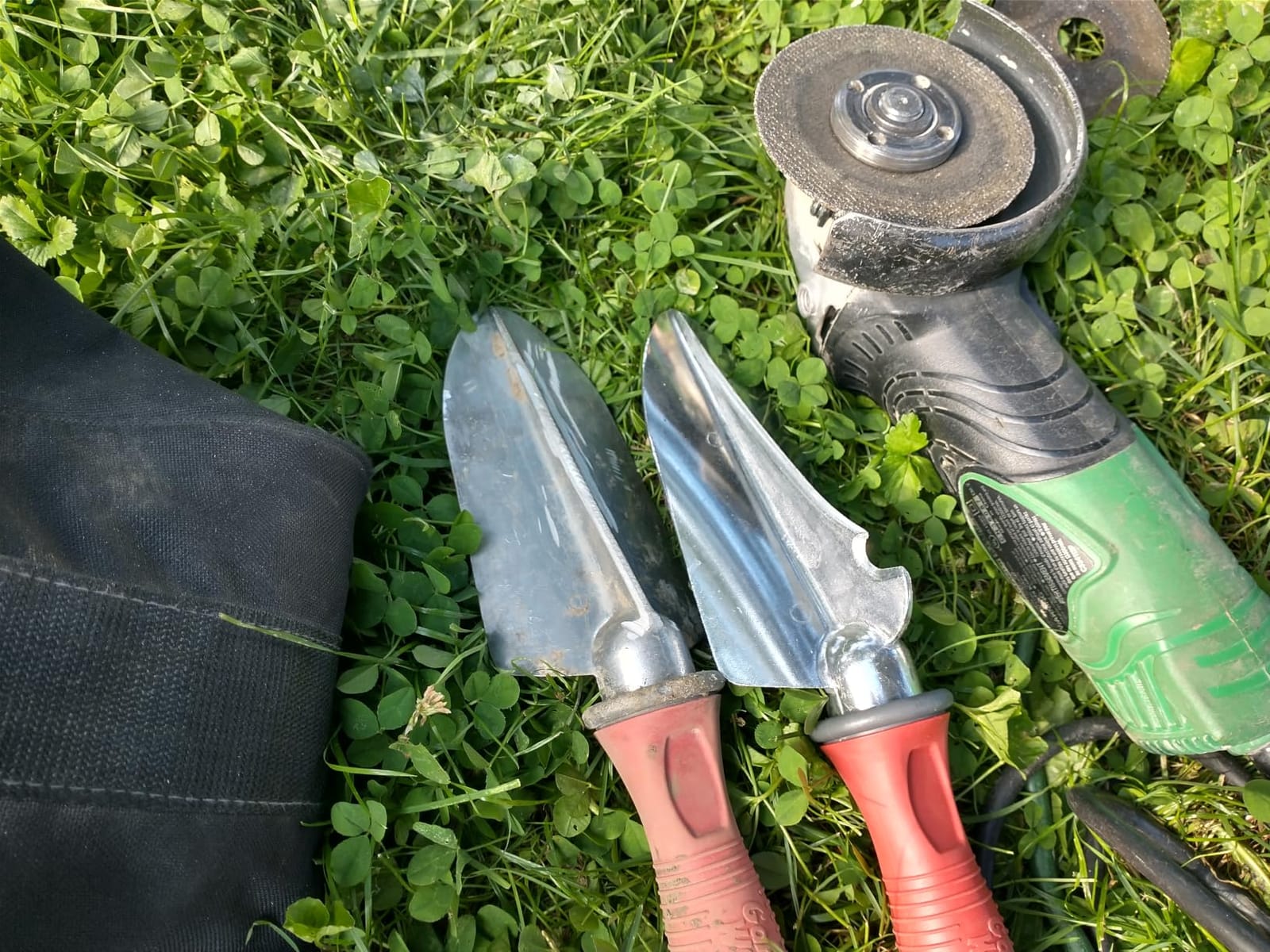 Garden Weasel Double-Sided Garden Cultivator/Tiller | Cultivate, Till, Break Up Soil | Planting and Gardening Hand Digging Tool, Heavy Duty Cultivator, Hand Tool Weeder | 91367 customer photo 2