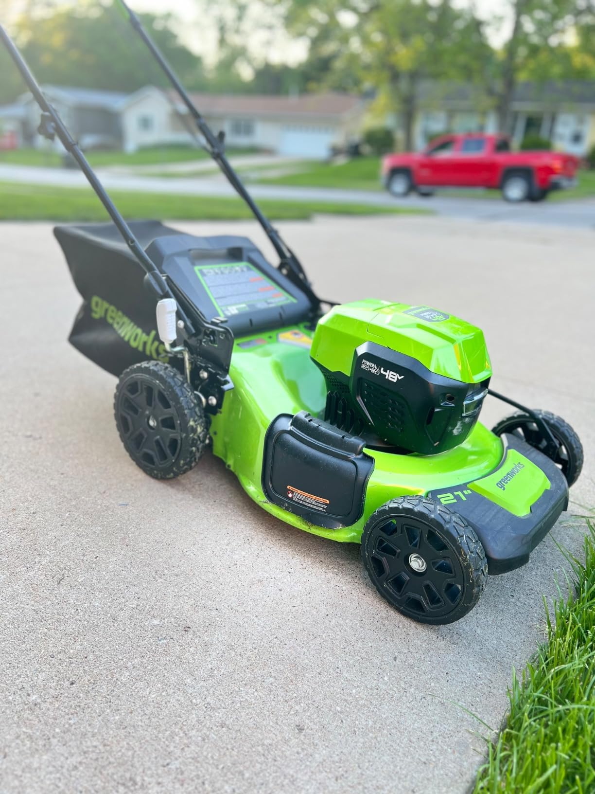 Greenworks 48V (24V x 2) 21in Self-Propelled Lawn Mower, Battery Kit customer photo 1