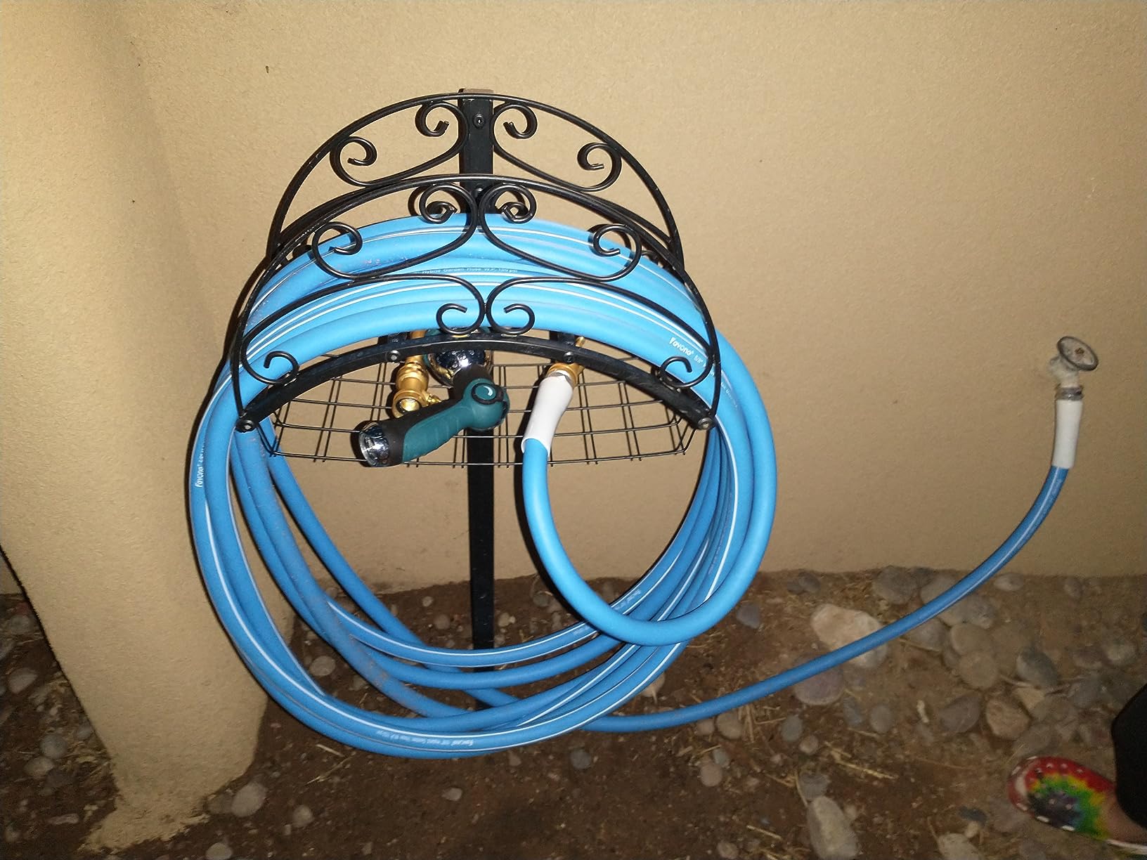 FEVONE Kink Free Garden hose 100 ft, Heavy Duty Water Hose customer photo 1