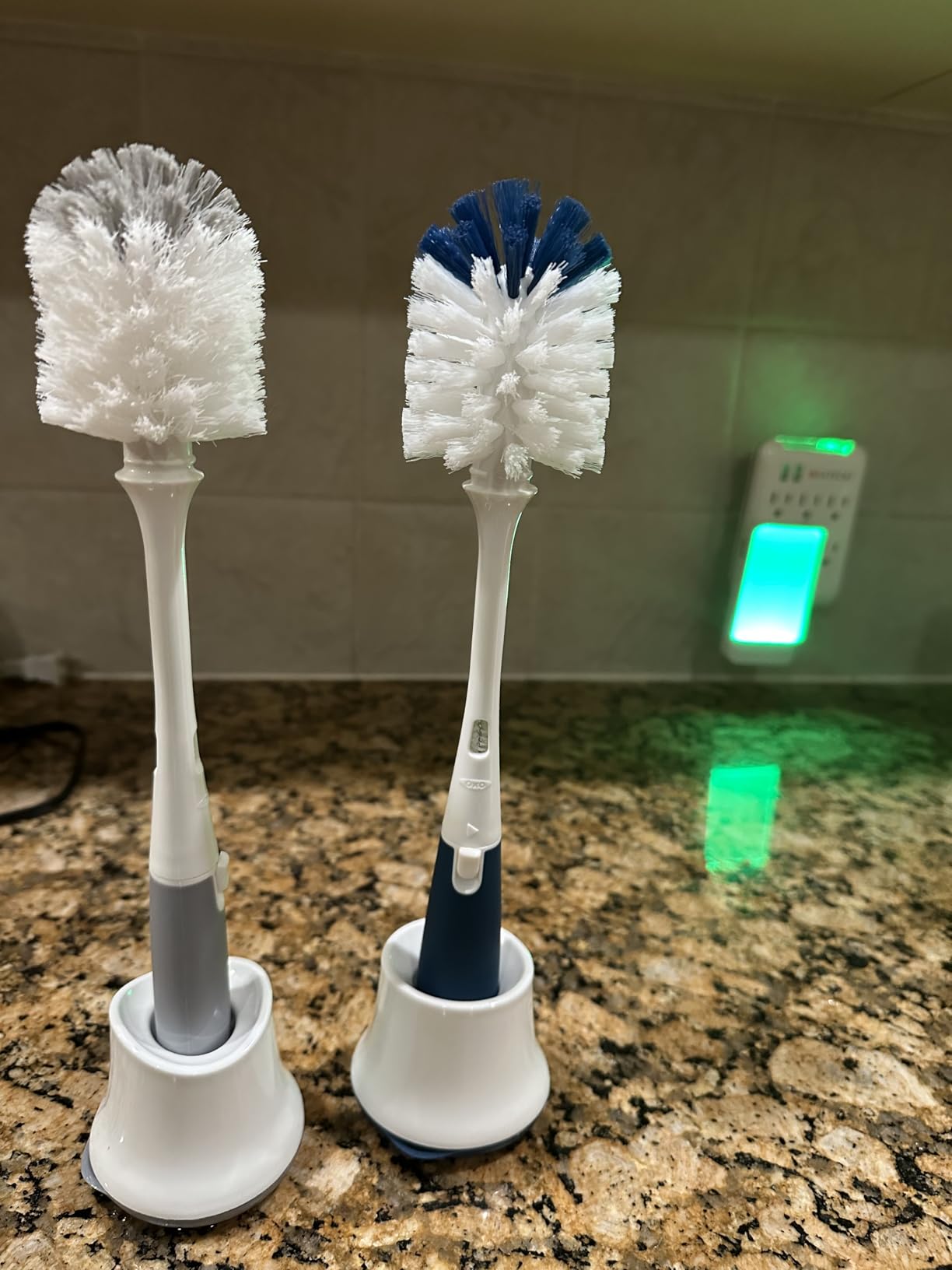 OXO Tot Baby Bottle Brush with Nipple Cleaner and Stand, Gray 2-Pack customer photo 1