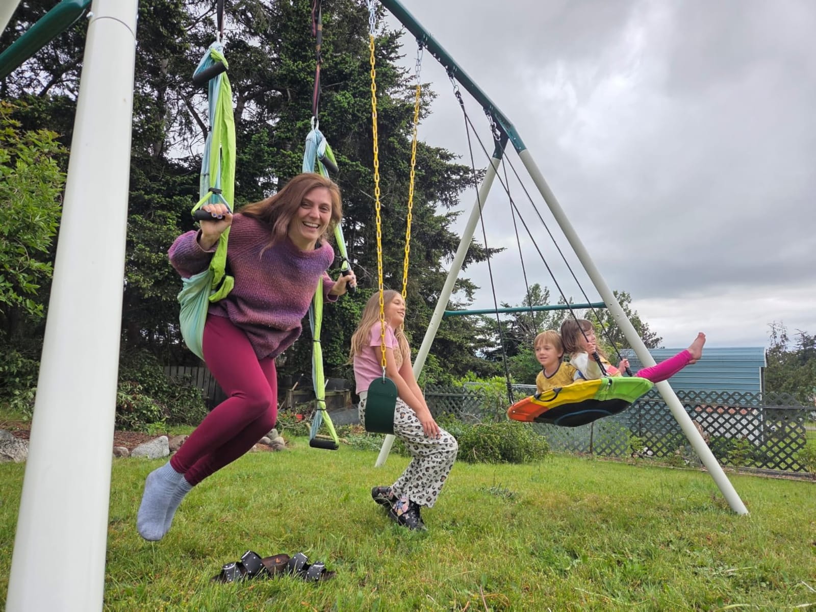 Hapfan 9.5ft Tall Swing Sets for Backyard for Big Kids & Adults (Patented) customer photo 1