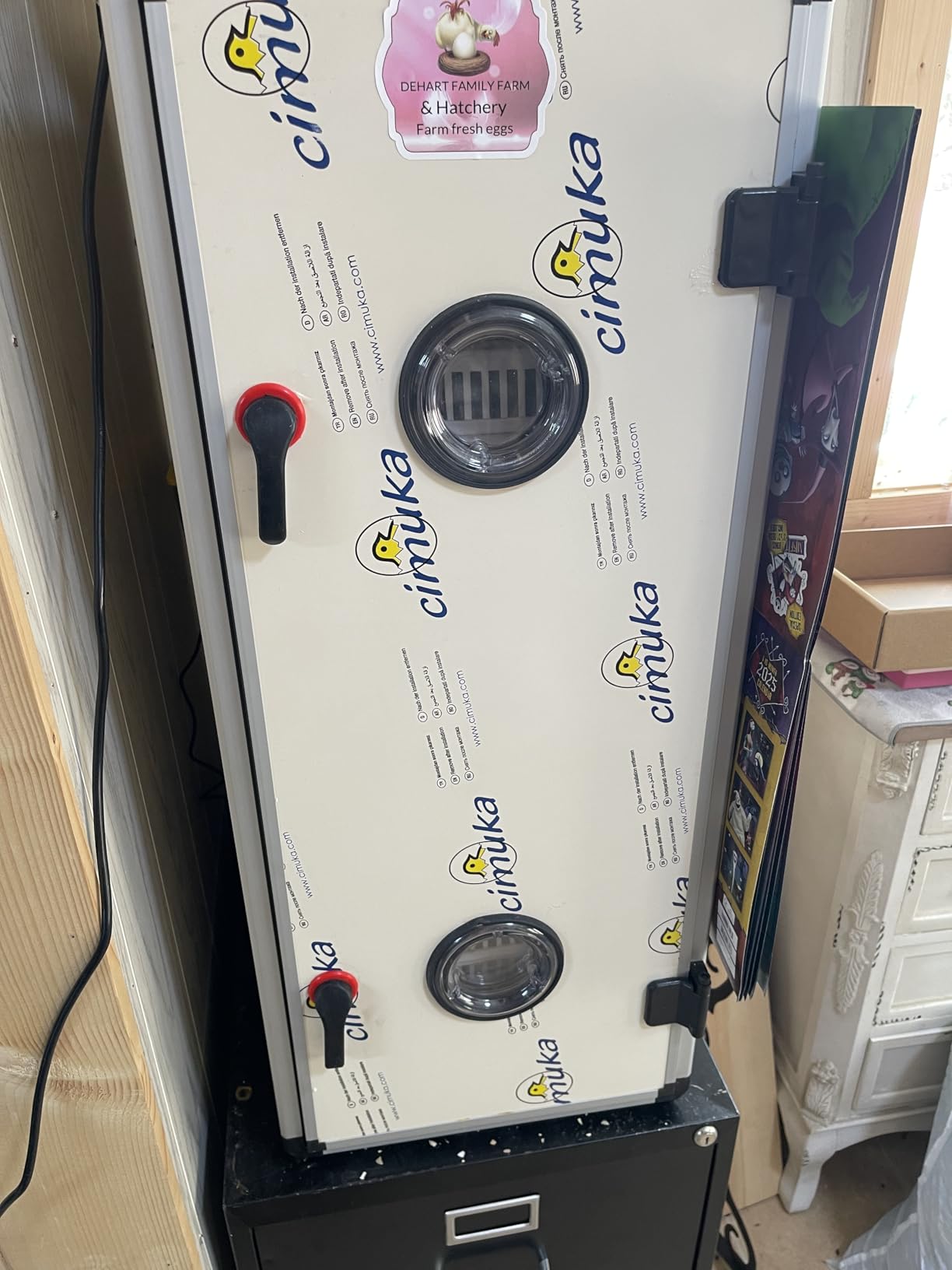 Hatching Time Incubators for Hatching Eggs, CT120SH Egg Setter & Hatcher customer photo 1