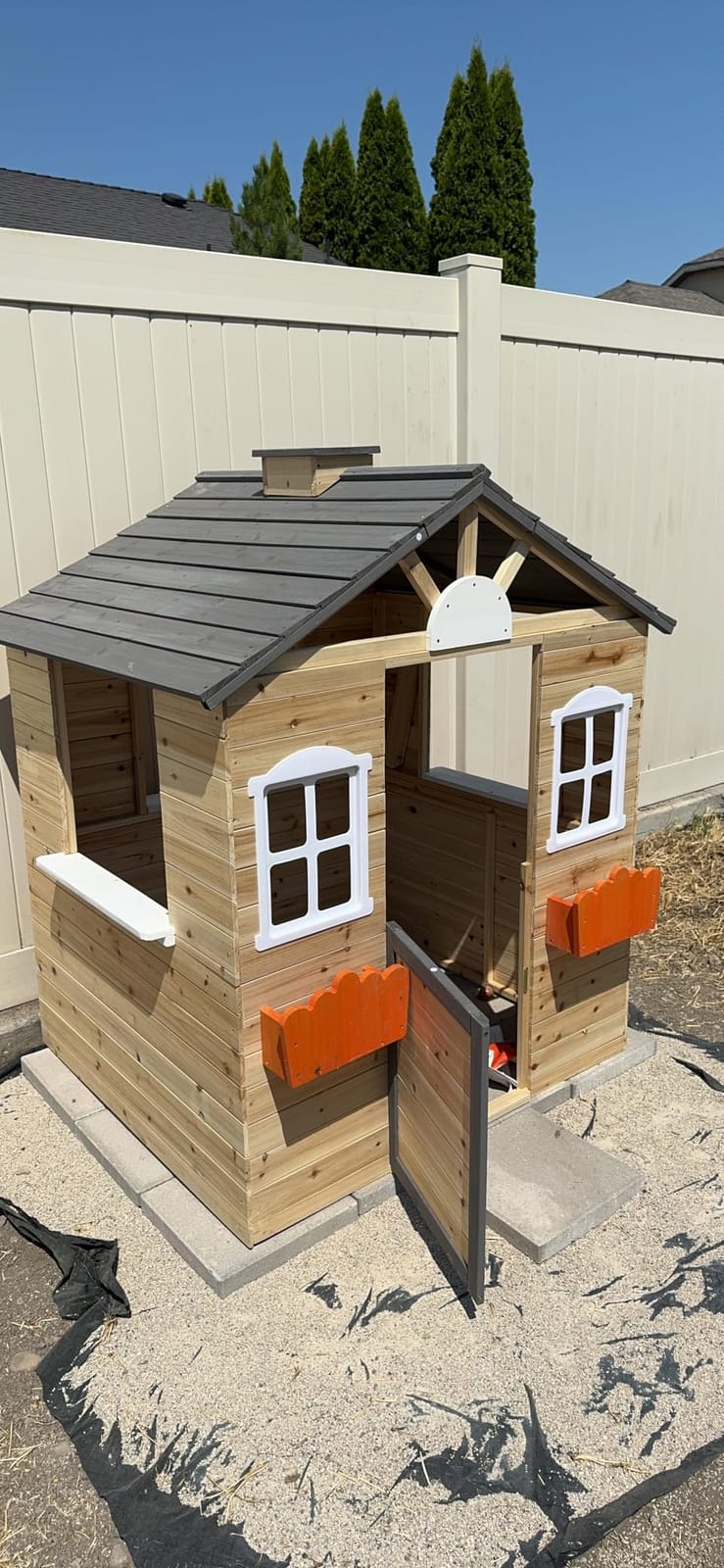 Outsunny Outdoor Playhouse Working Door Windows Bench for 3-7 Years Natural customer photo 2