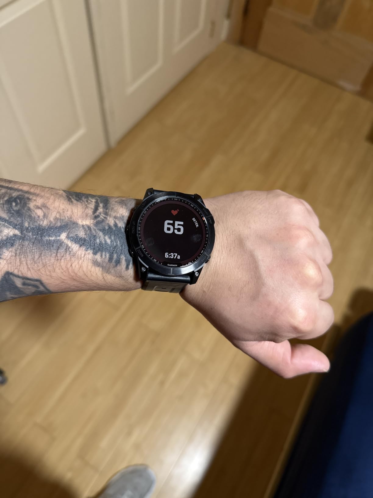 Garmin fēnix 7 Pro Sapphire Solar, Multisport GPS Smartwatch, Built-in Flashlight, Solar Charging Capability, Black customer photo 2