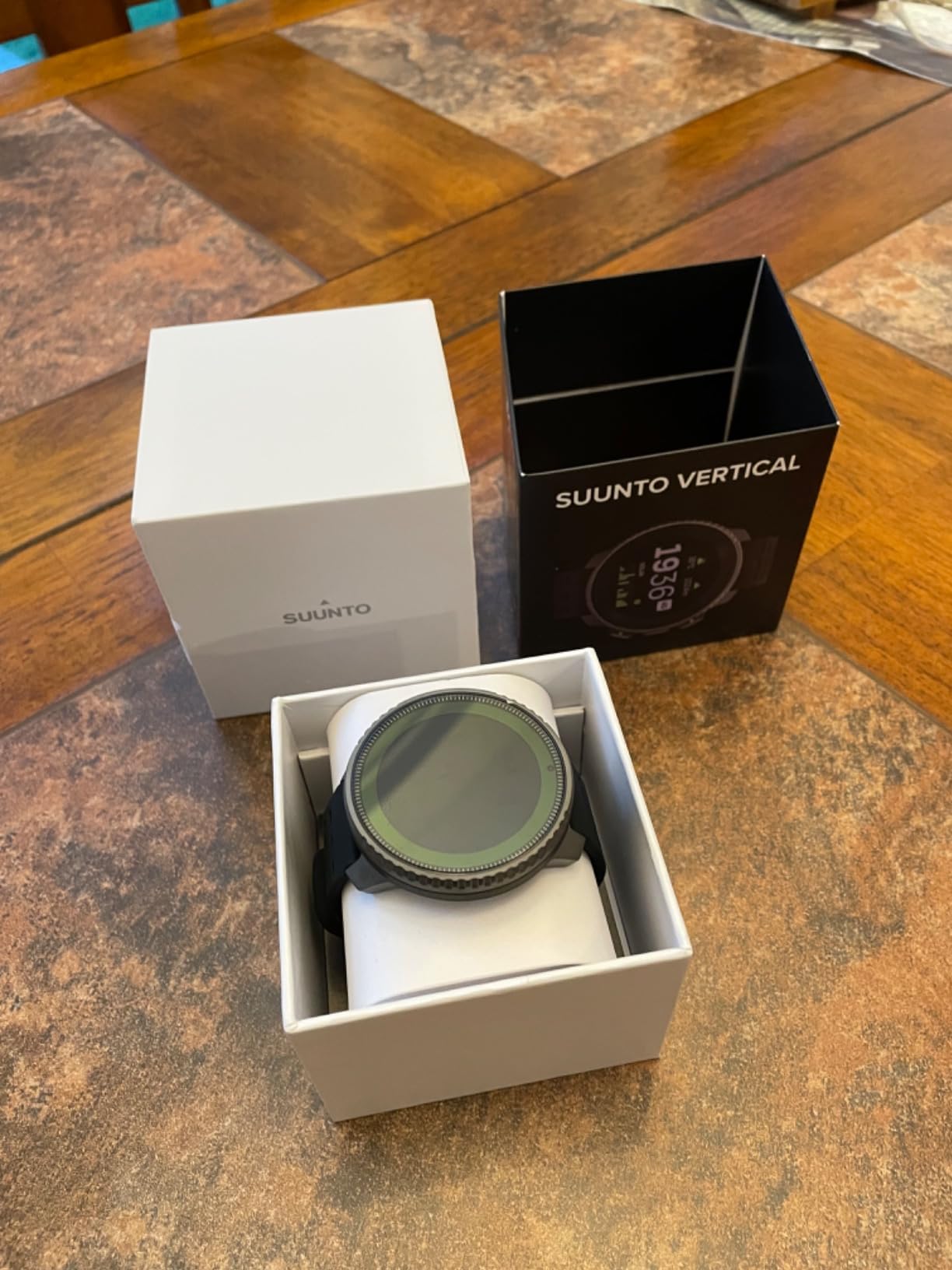 SUUNTO Vertical GPS Sports Watch, Solar Charging 95+ Sports, Black Ti customer photo 1