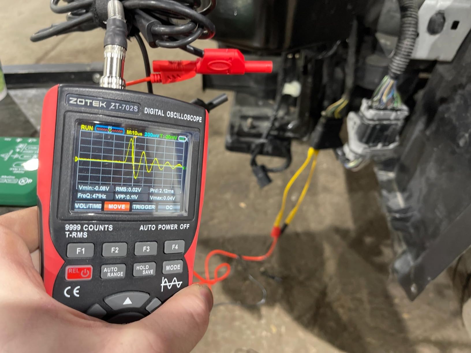 702S 2 in 1 Handheld Automotive Oscilloscope Multimeter - 10MHz Bandwidth 48MS/s Sampling Rate,Auto-Ranging 9999 Counts T-RMS Multimeter with Temperature Tester for Electronics Repair Test customer photo 2