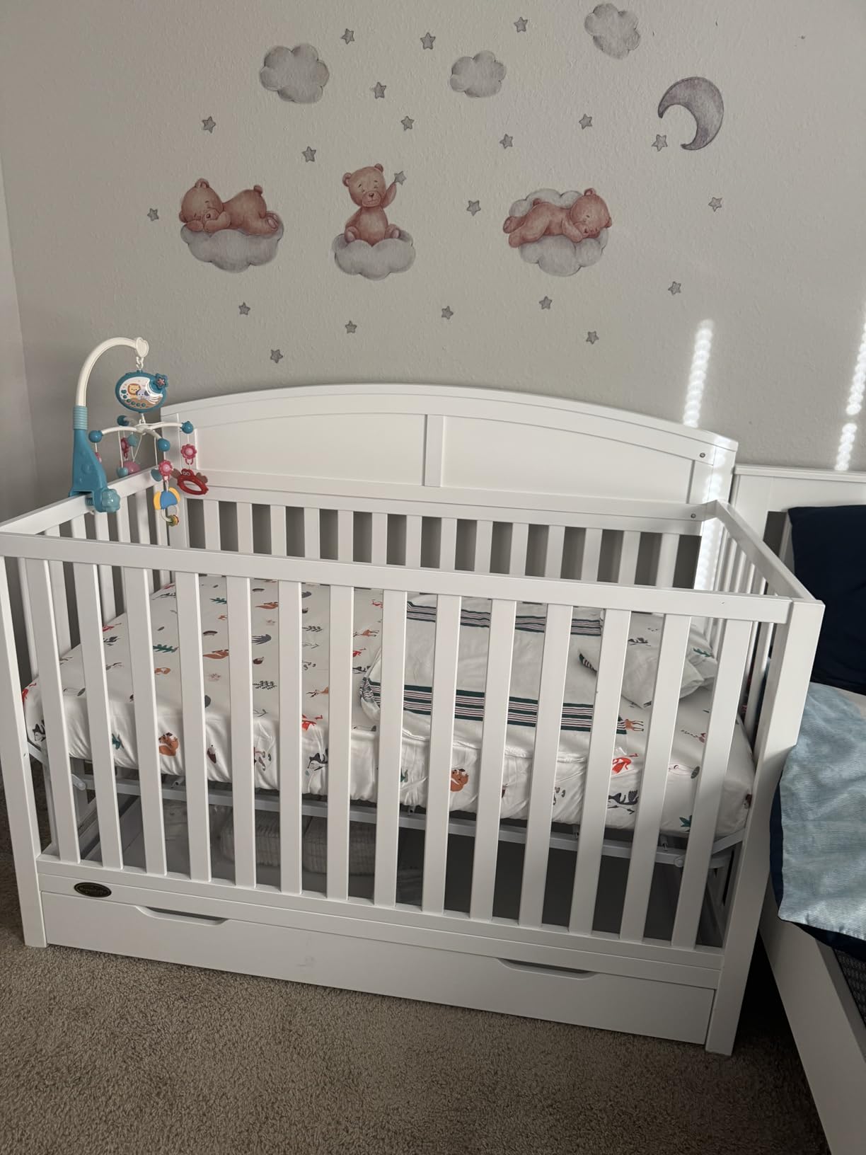 Dream On Me Storybrooke 5-in-1 Convertible Full-Size Crib with Under Drawer, Pebble Grey, GreenGuard Gold & BSA, Convert to Toddler, Day & Full-Size Bed, 3 Mattress Heights, Sustainable Pinewood customer photo 2