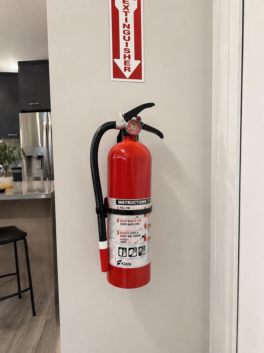 Kidde Full Home Fire Extinguisher, 3-A:40-B:C, KD176-340ABC customer photo 1