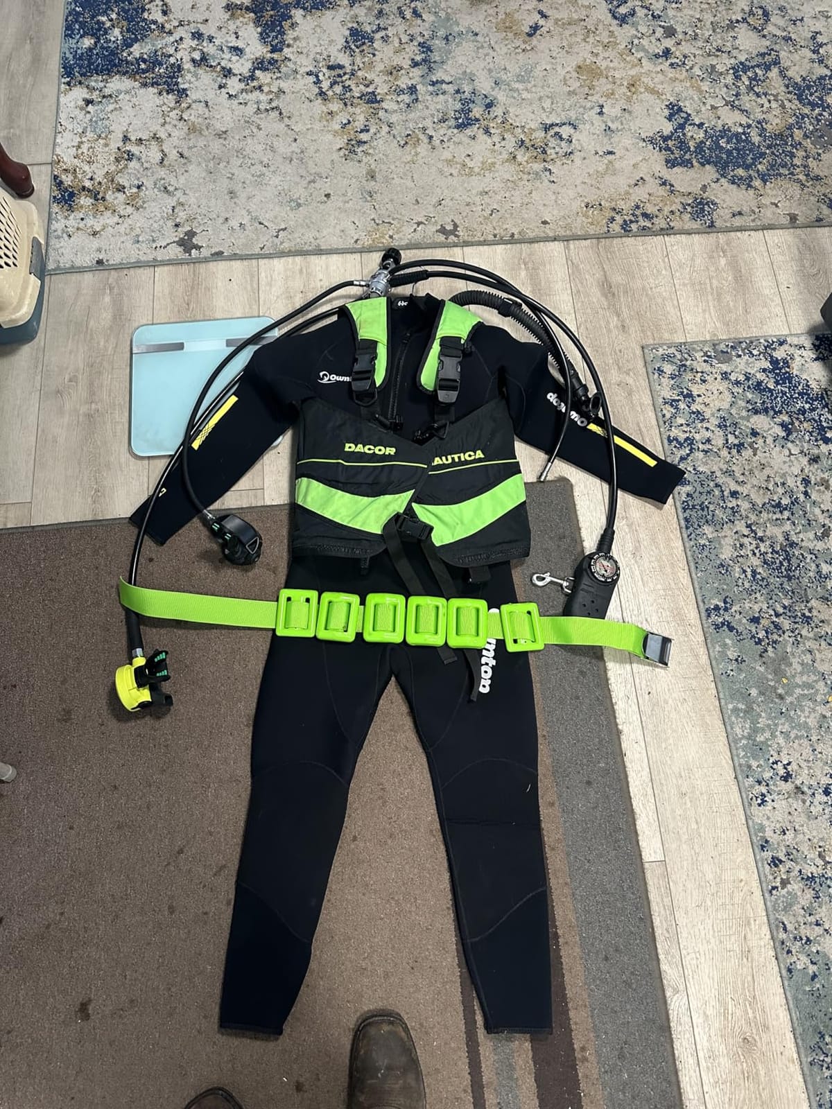 Owntop 5mm Wetsuit for Men Women, High Stretch Warmth Neoprene Suit customer photo 1