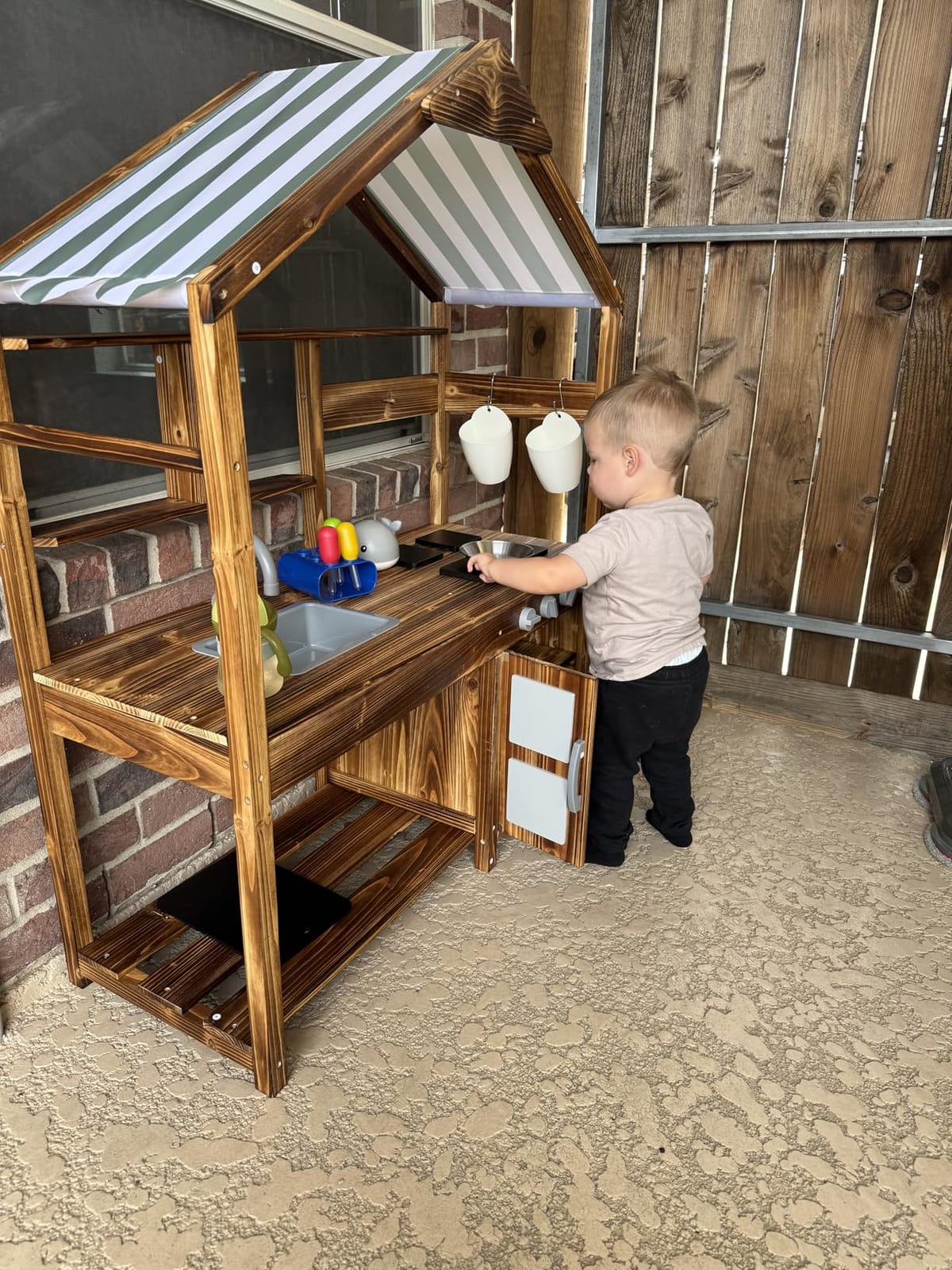 Costzon Mud Kitchen for Kids Outdoor, Wooden Pretend Play Kitchen w/Canopy customer photo 2